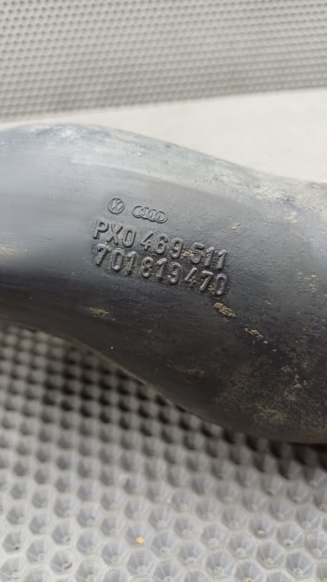 https://ycs.partsauto.market/partsauto-images/thmbs/userImages/c8f07ba63eb5b2f0f6006ea854bf8f7d/part/22dd0317-7107-4d79-8105-bf18f2d36d49_1774188430304.jpg
