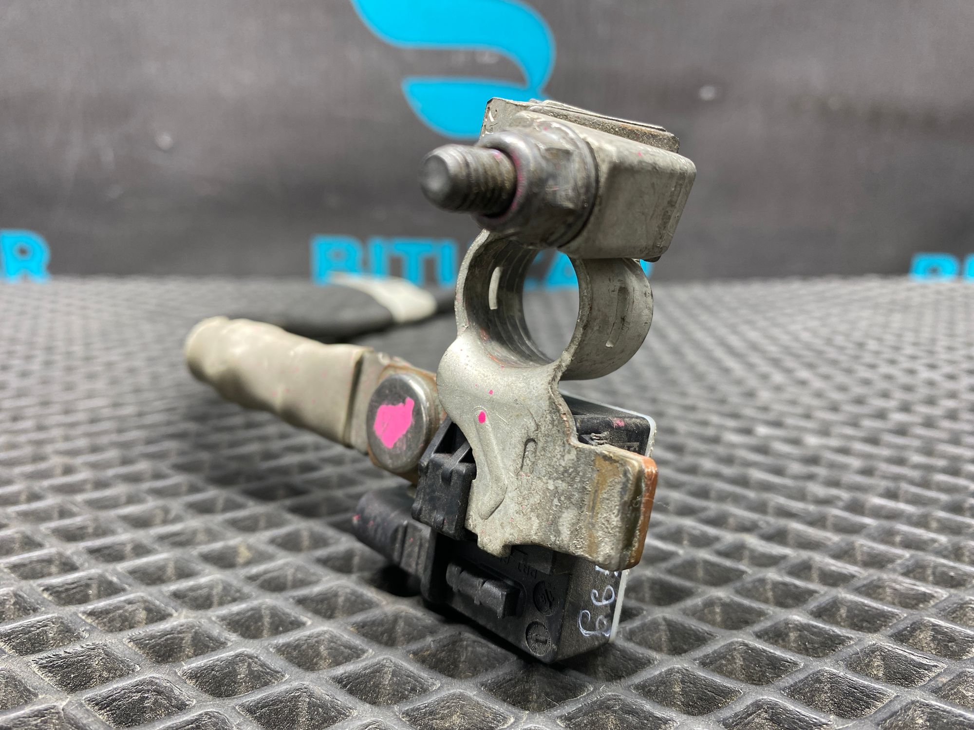 Б/У Клемма АКБ минус с проводом Kia Optima 4 JF (G4ND) 2.0L AT 2018 Седан, 4990 рублей, Краснодар