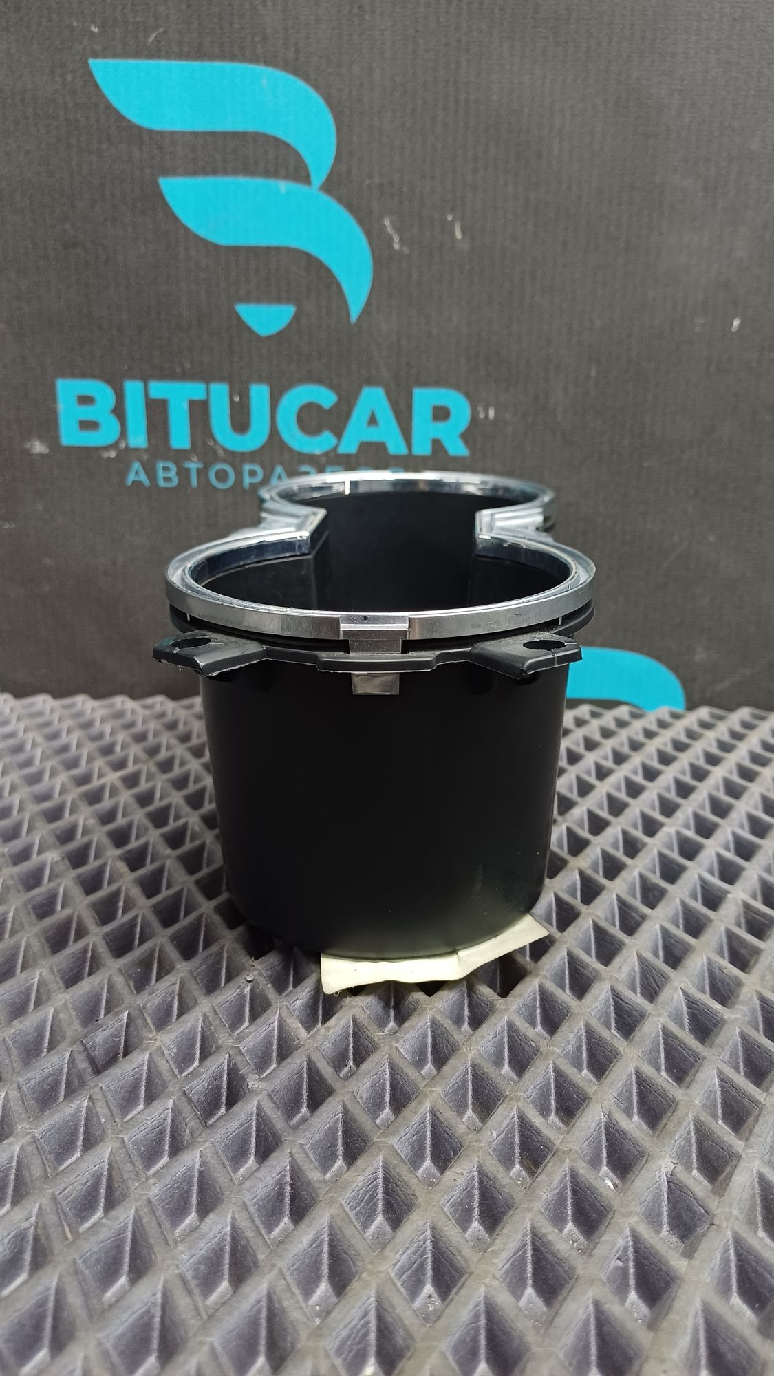 https://ycs.partsauto.market/partsauto-images/thmbs/userImages/c8f07ba63eb5b2f0f6006ea854bf8f7d/part/231ef09b-637a-40c0-851c-626e169f53f3_1774529568758.jpg