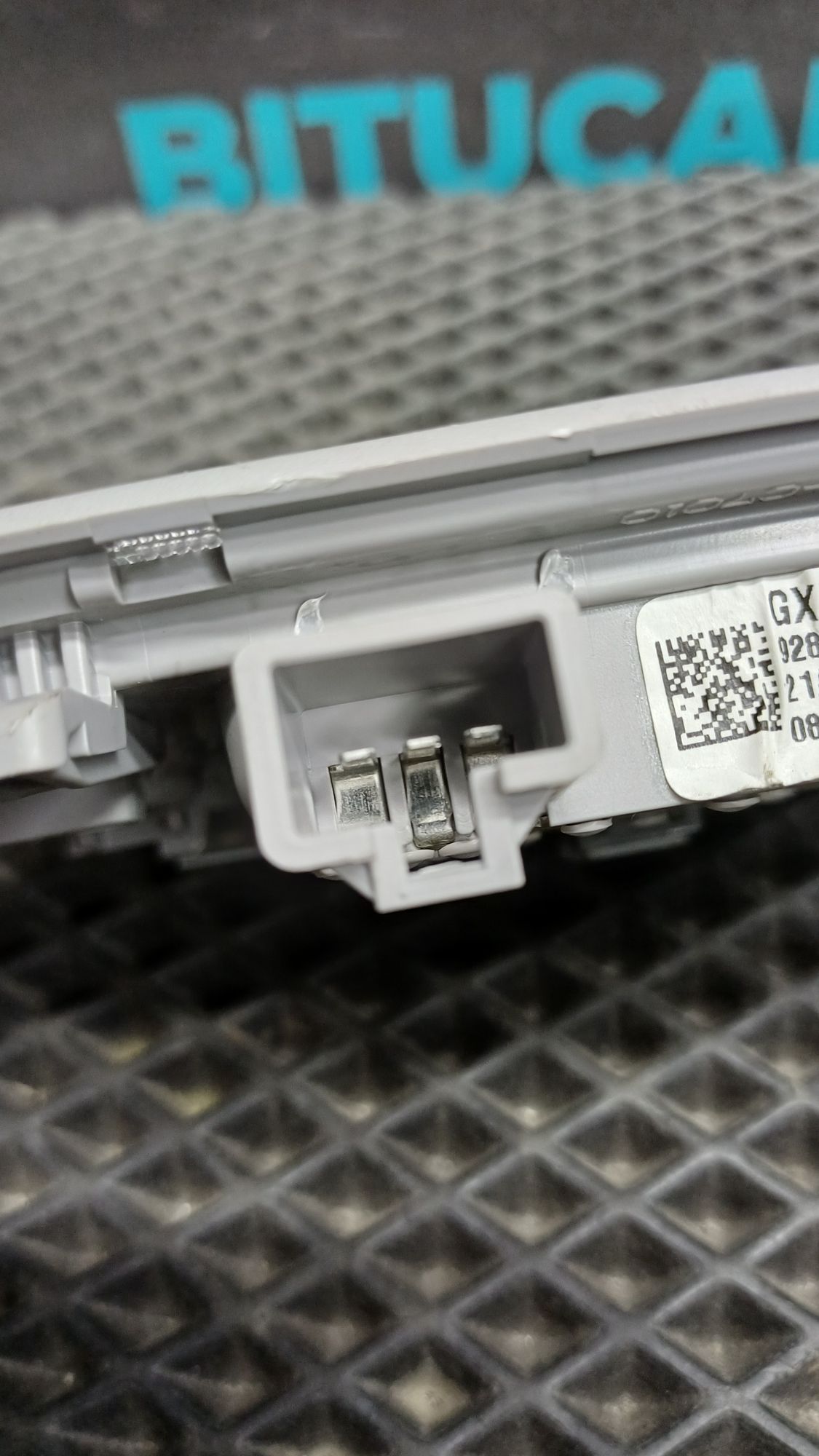 Б/У Плафон освещения салона Kia Rio 4 (G4FG) 1.6L AT 2021, 990 рублей, Краснодар