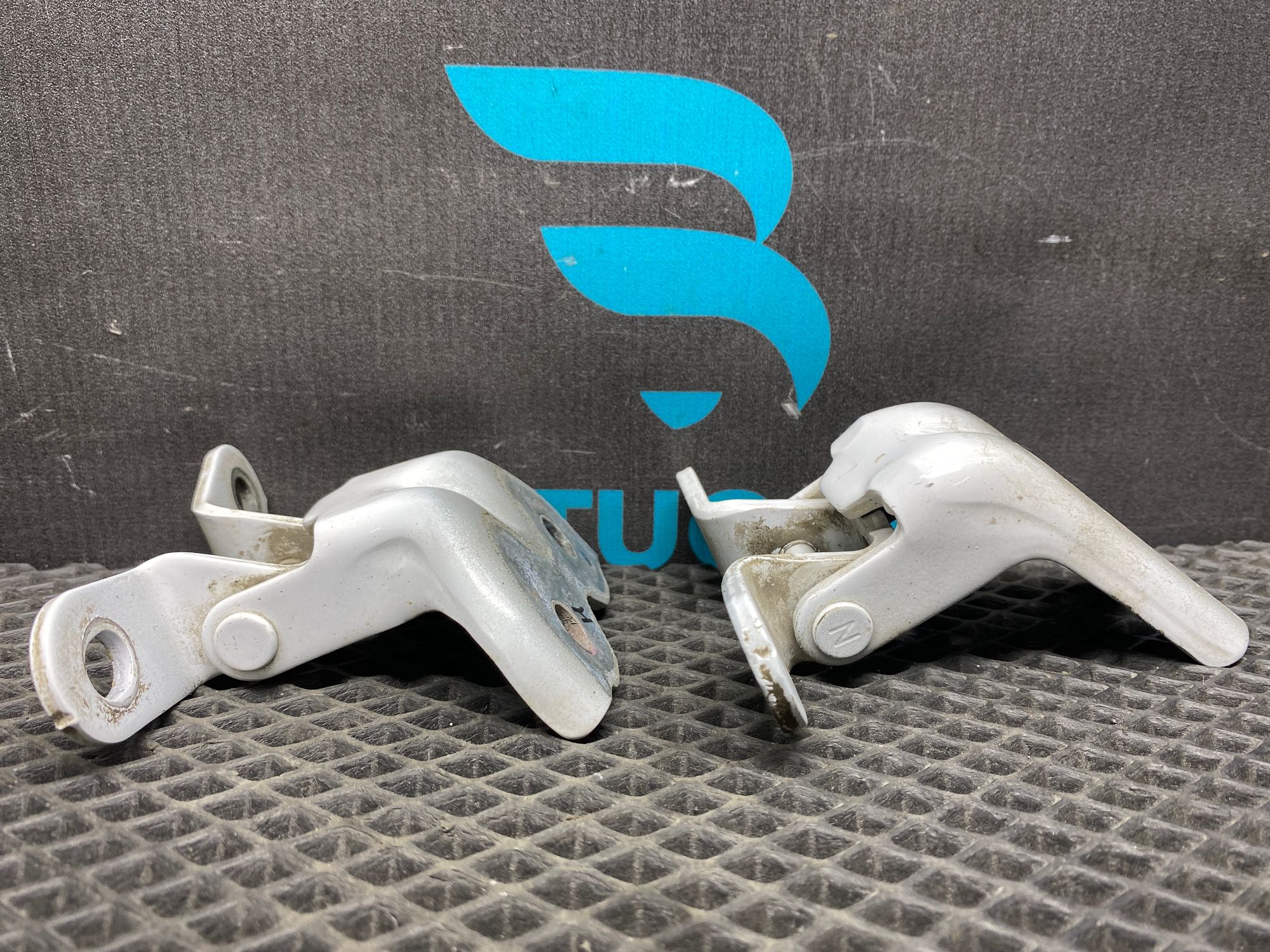 https://ycs.partsauto.market/partsauto-images/thmbs/userImages/c8f07ba63eb5b2f0f6006ea854bf8f7d/part/26987d5c-17df-4186-acf9-babec8ada1d8_1776940176131.jpg