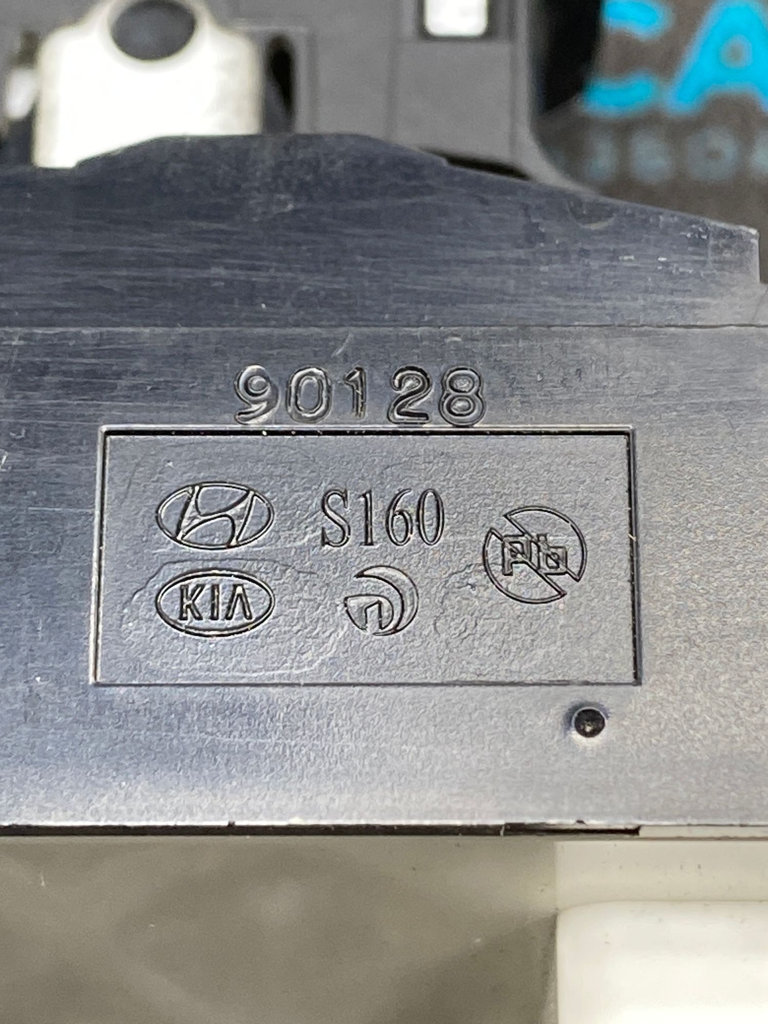 https://ycs.partsauto.market/partsauto-images/thmbs/userImages/c8f07ba63eb5b2f0f6006ea854bf8f7d/part/26f966ff-7d13-4b3c-a122-96062d01cc22_1777622936042.jpg