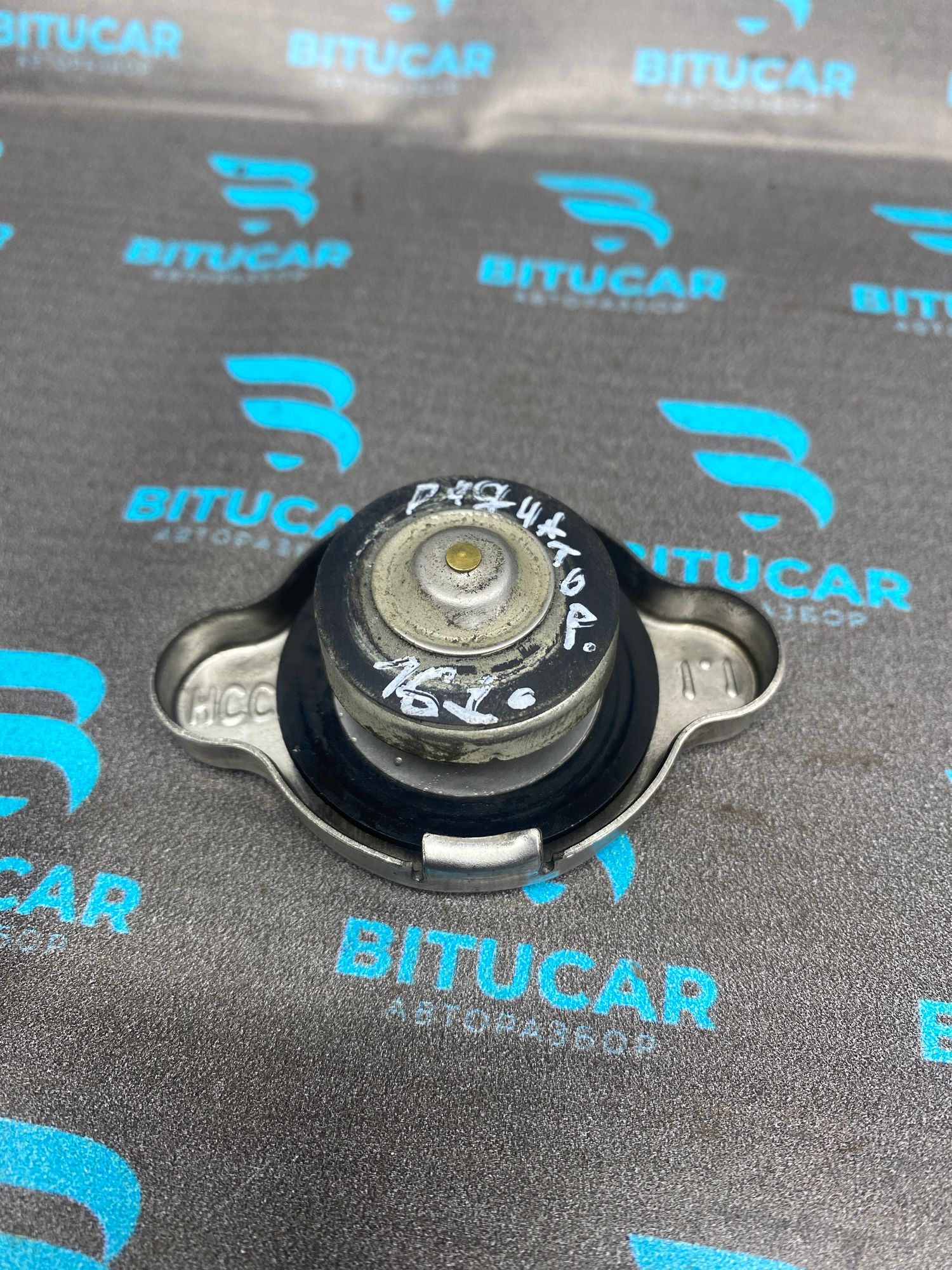 https://ycs.partsauto.market/partsauto-images/thmbs/userImages/c8f07ba63eb5b2f0f6006ea854bf8f7d/part/2848235f-d1f8-4f16-8a92-6d568a3de7b3_1772205458392.jpg