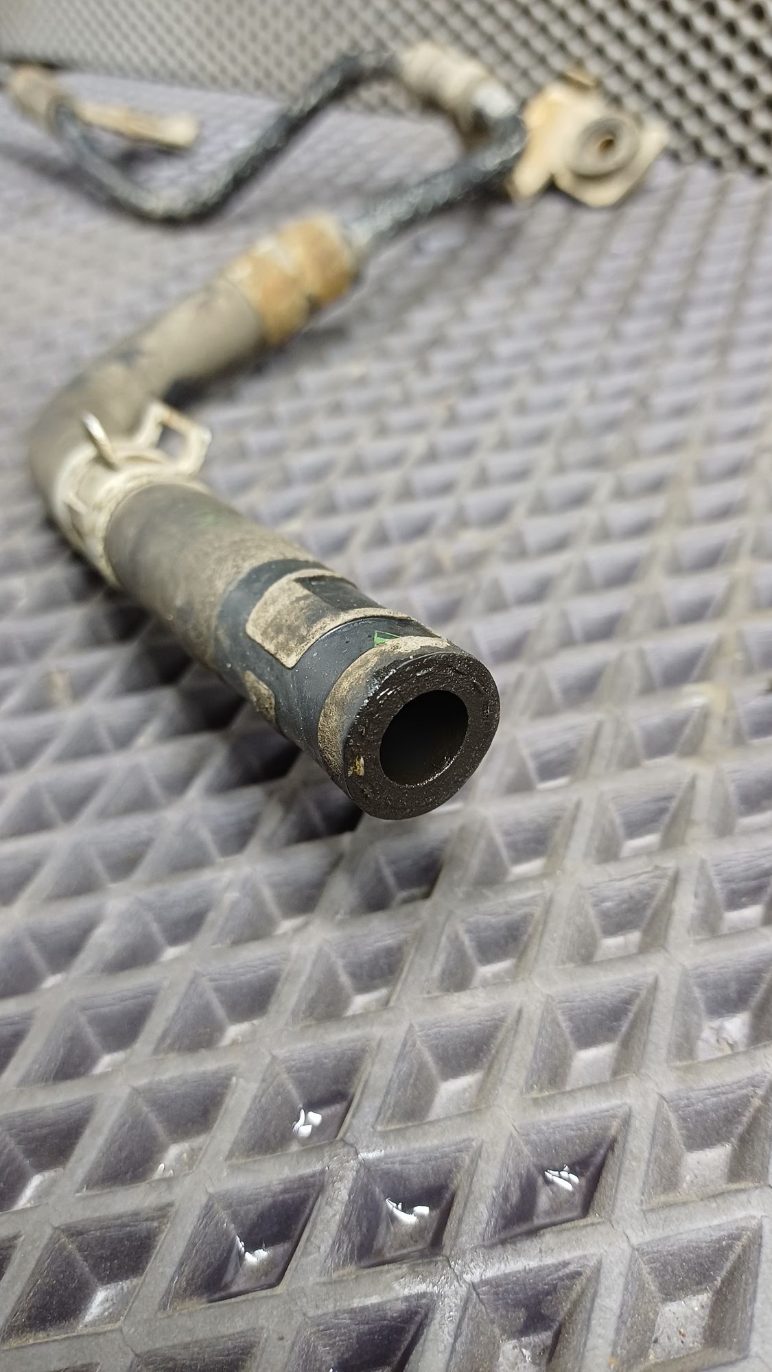 Б/У Трубка ГУР возвратная Toyota CARINA E 6 дорест. 1992—1996 1994 Зеленый, 790 рублей, Краснодар