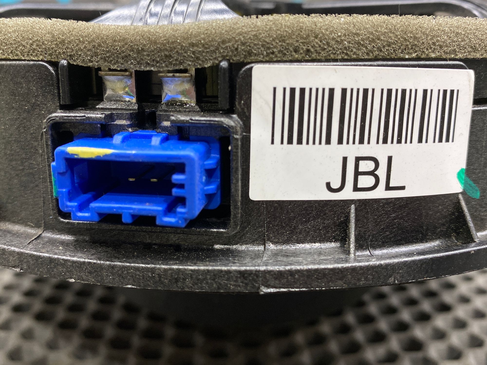https://ycs.partsauto.market/partsauto-images/thmbs/userImages/c8f07ba63eb5b2f0f6006ea854bf8f7d/part/297571f3-863b-4e2c-b572-6ba6ca6e25d4_1777643407789.jpg