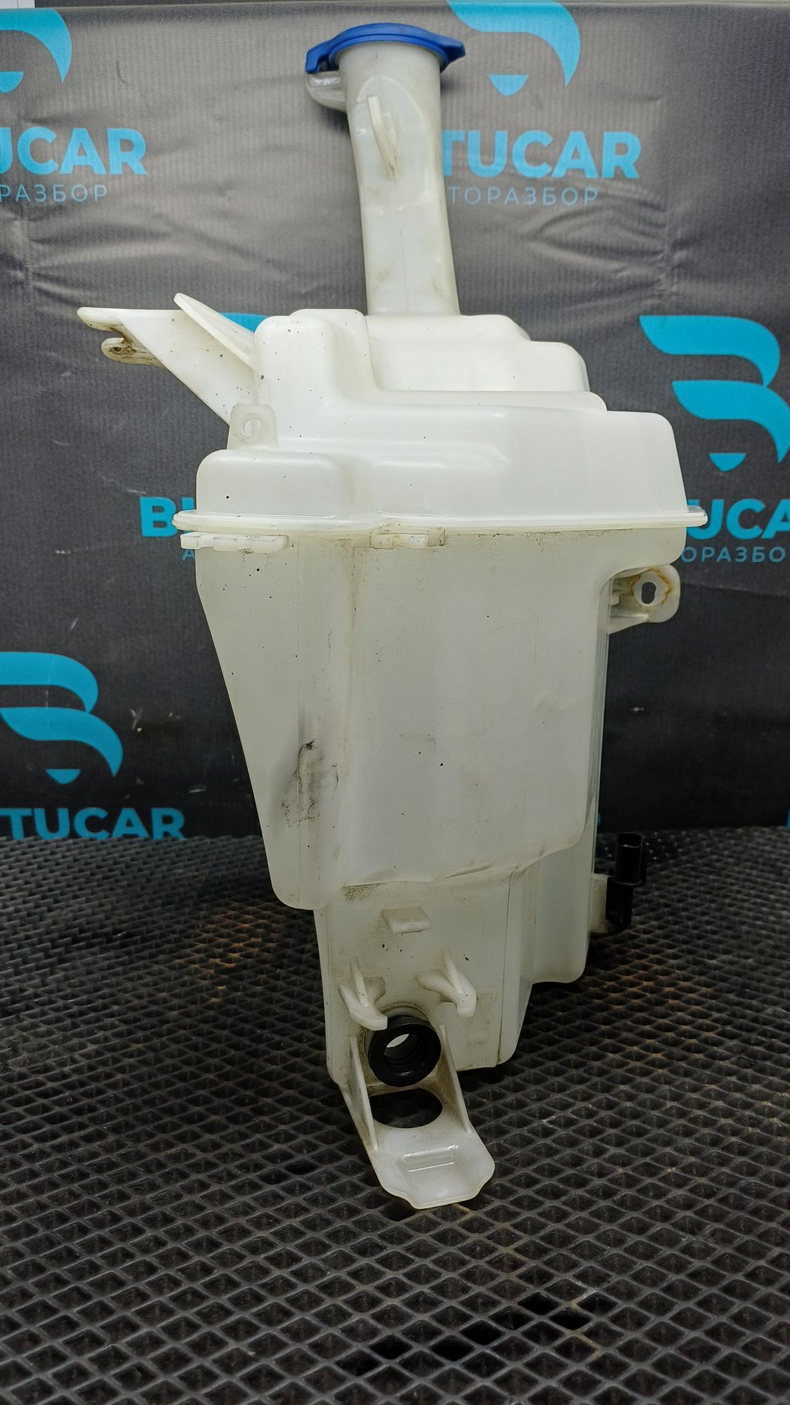 https://ycs.partsauto.market/partsauto-images/thmbs/userImages/c8f07ba63eb5b2f0f6006ea854bf8f7d/part/29c36ea4-01bf-4d75-a226-8ae4691d9ced_1777277850987.jpg