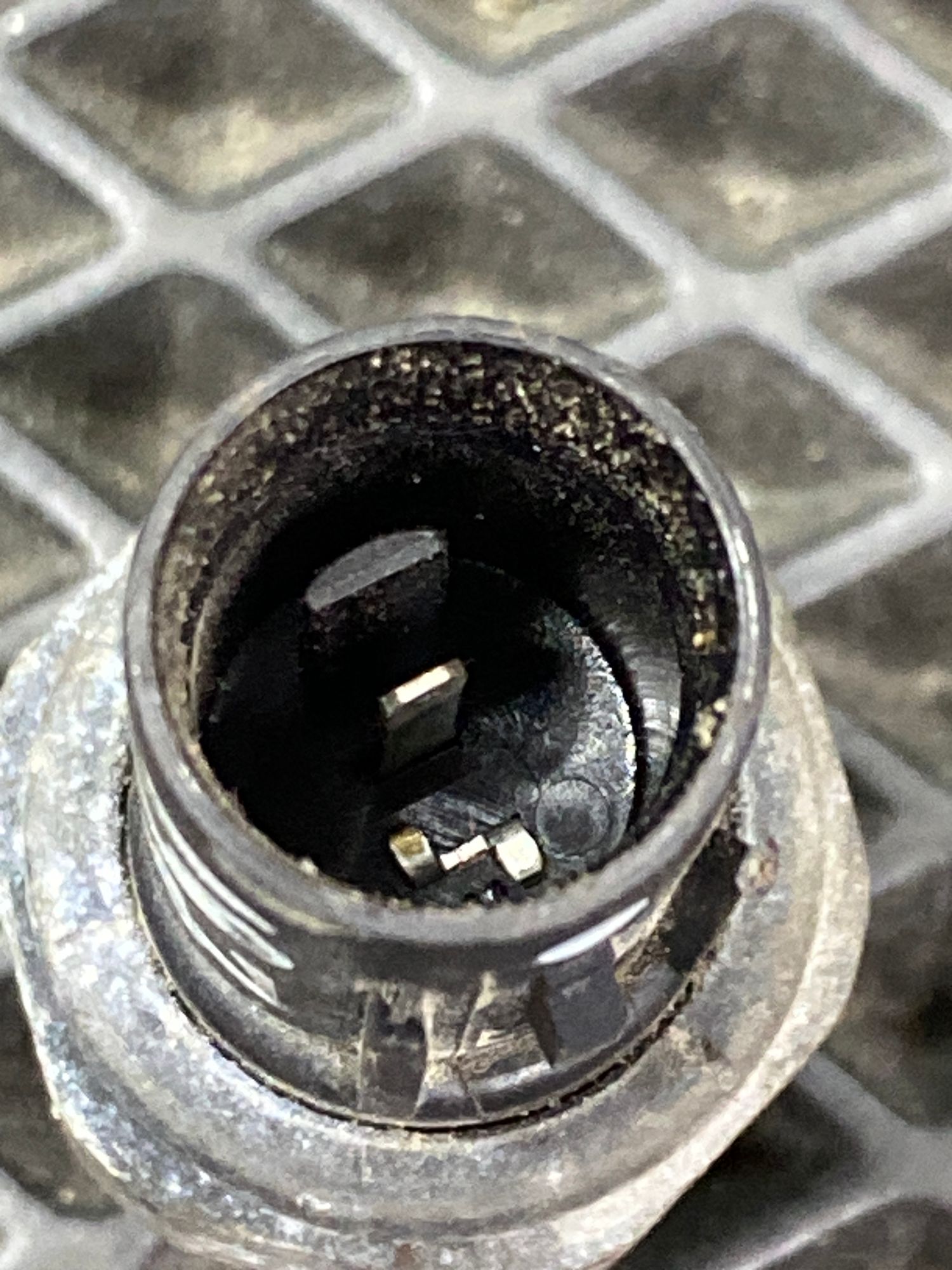 Б/У Датчик давления масла Kia Optima 4 JF (G4KJ) 2.4L AT 2019 GT-Line, 499 рублей, Краснодар