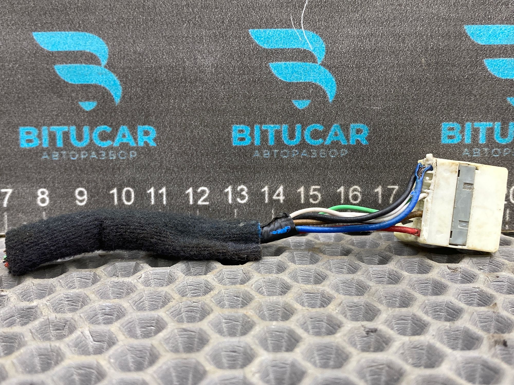 https://ycs.partsauto.market/partsauto-images/thmbs/userImages/c8f07ba63eb5b2f0f6006ea854bf8f7d/part/2a081159-c152-4dc2-a433-7298606ec157_1777627446761.jpg