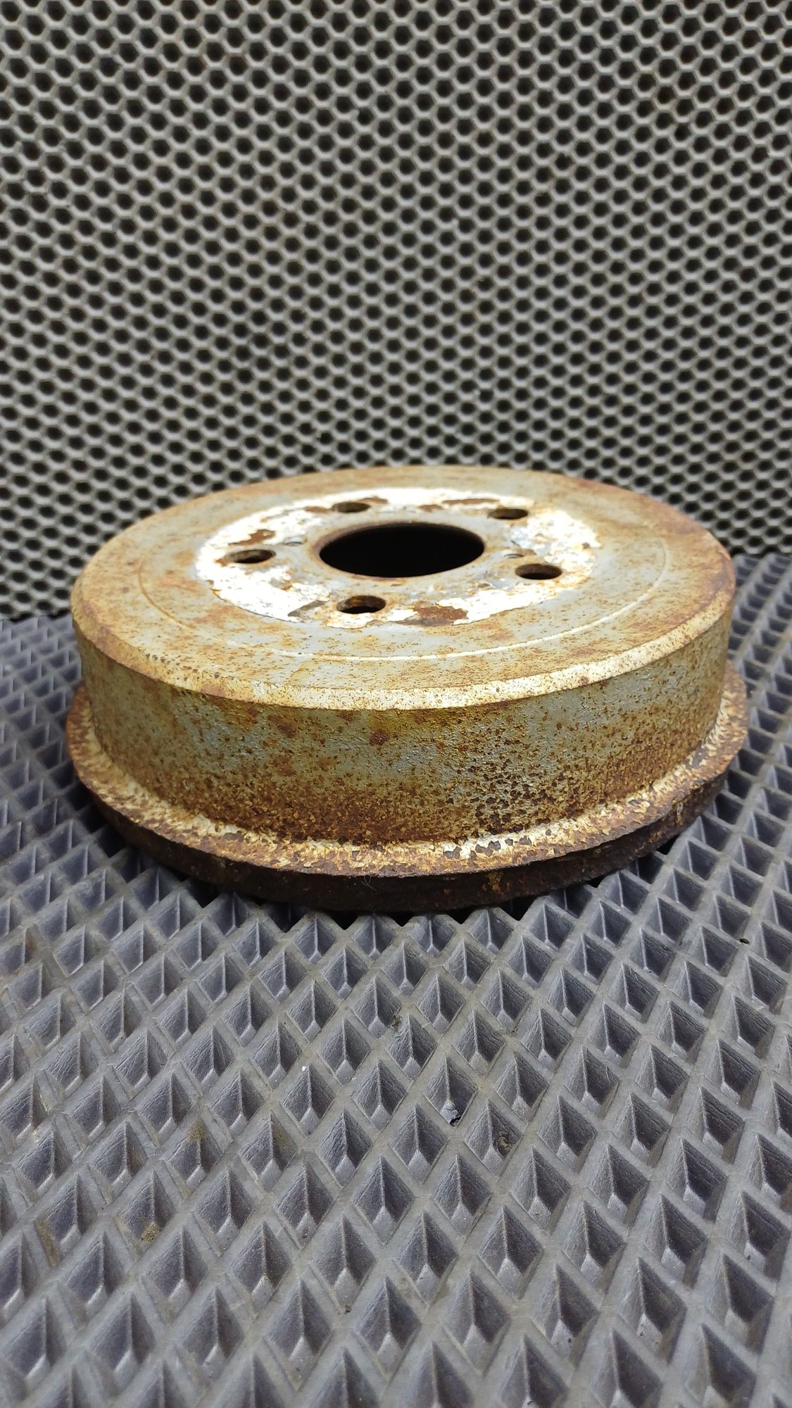 Б/У Барабан тормозной задний Toyota CARINA E 6 дорест. 1992—1996 1994 Зеленый, 990 рублей, Краснодар