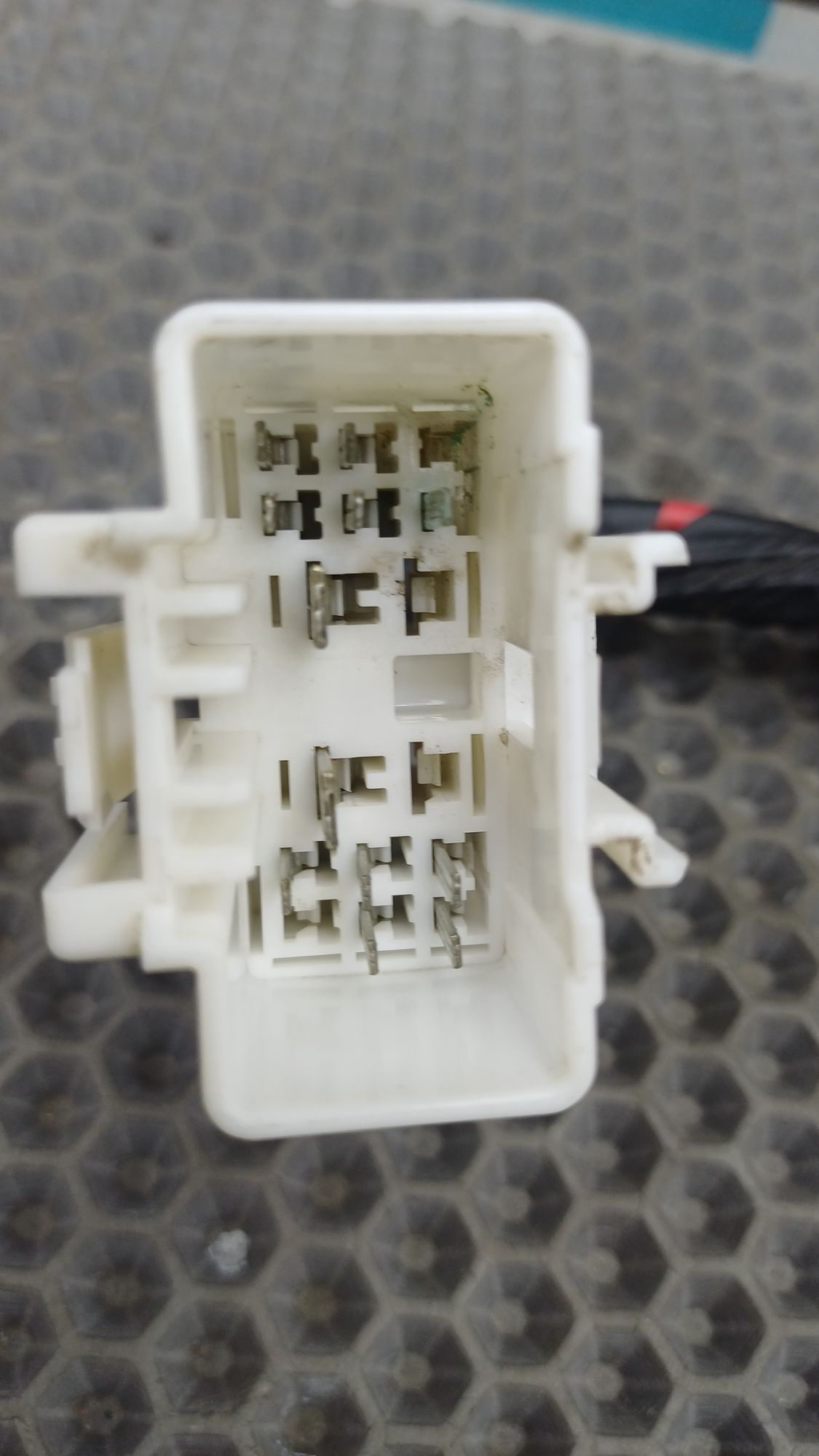 https://ycs.partsauto.market/partsauto-images/thmbs/userImages/c8f07ba63eb5b2f0f6006ea854bf8f7d/part/2a70b007-4865-49db-a9d8-71f18967782e_1774865918784.jpg