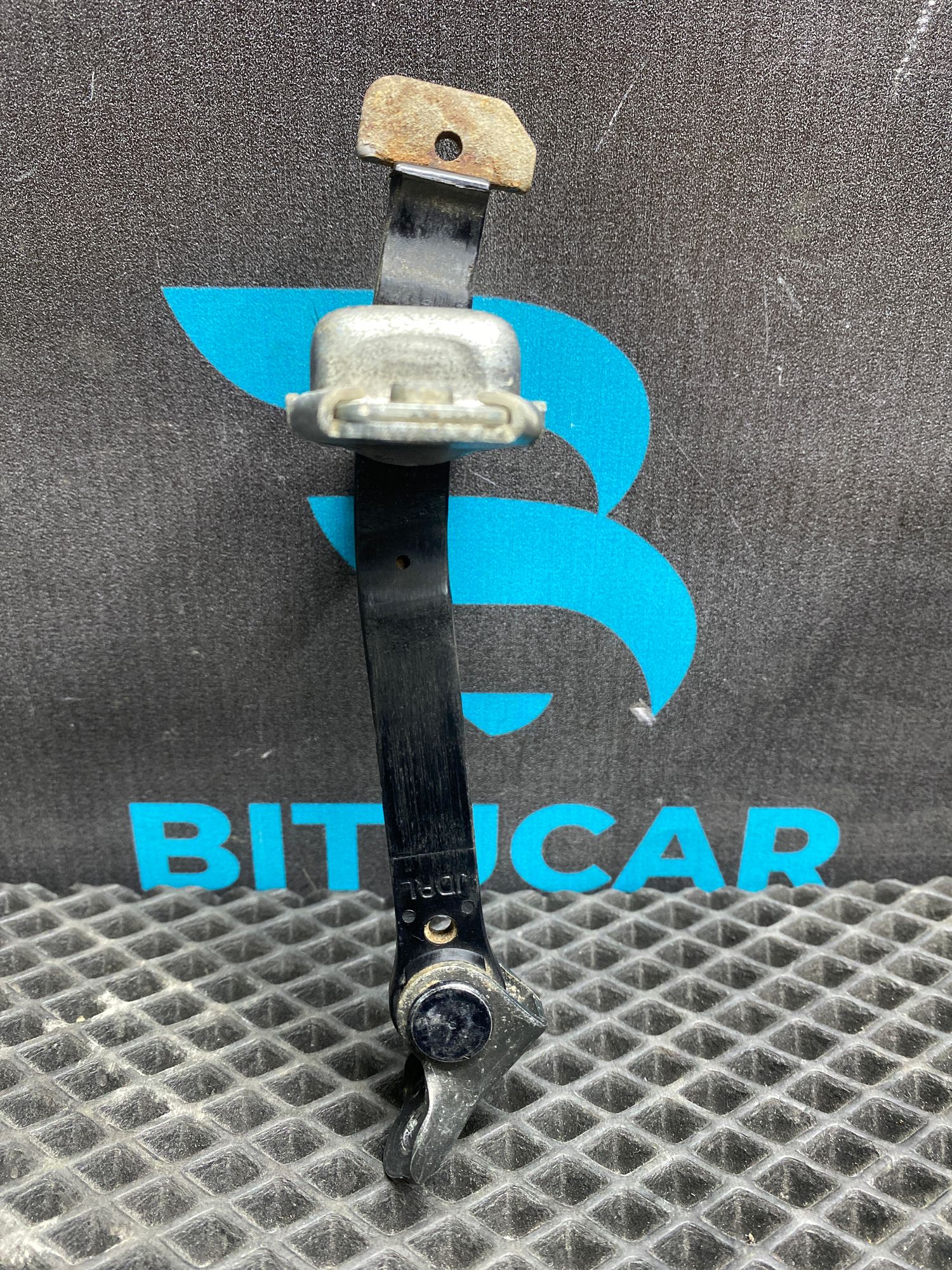 https://ycs.partsauto.market/partsauto-images/thmbs/userImages/c8f07ba63eb5b2f0f6006ea854bf8f7d/part/2a905791-bc6a-4dc5-93be-ad27a1b675c6_1776158051950.jpg