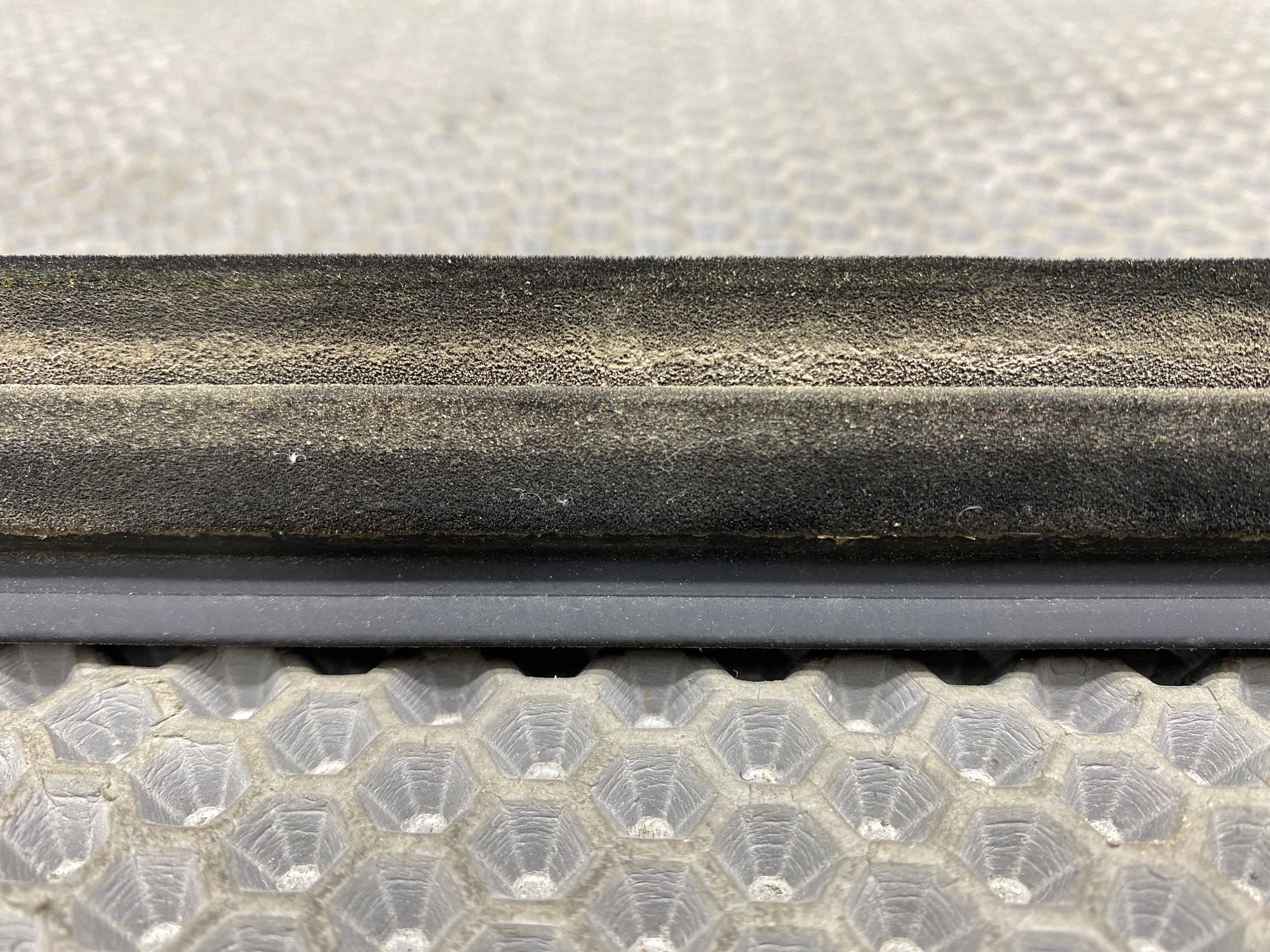 https://ycs.partsauto.market/partsauto-images/thmbs/userImages/c8f07ba63eb5b2f0f6006ea854bf8f7d/part/2b51cc89-a59c-46d5-889b-4de56c8a2acf_1777031412073.jpg