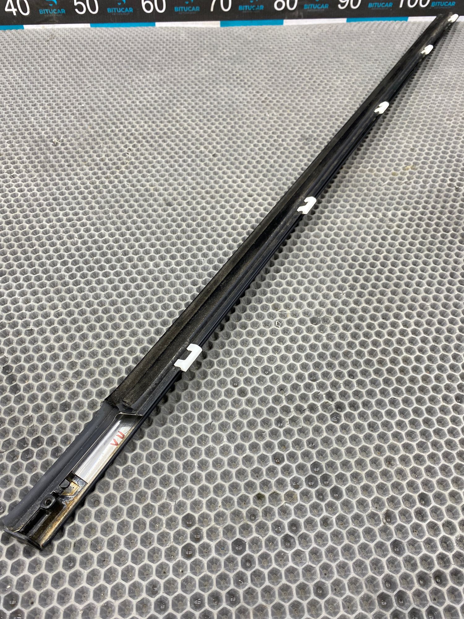 https://ycs.partsauto.market/partsauto-images/thmbs/userImages/c8f07ba63eb5b2f0f6006ea854bf8f7d/part/2bd0306e-9b9d-45fb-b88c-173e100860eb_1775033485799.jpg