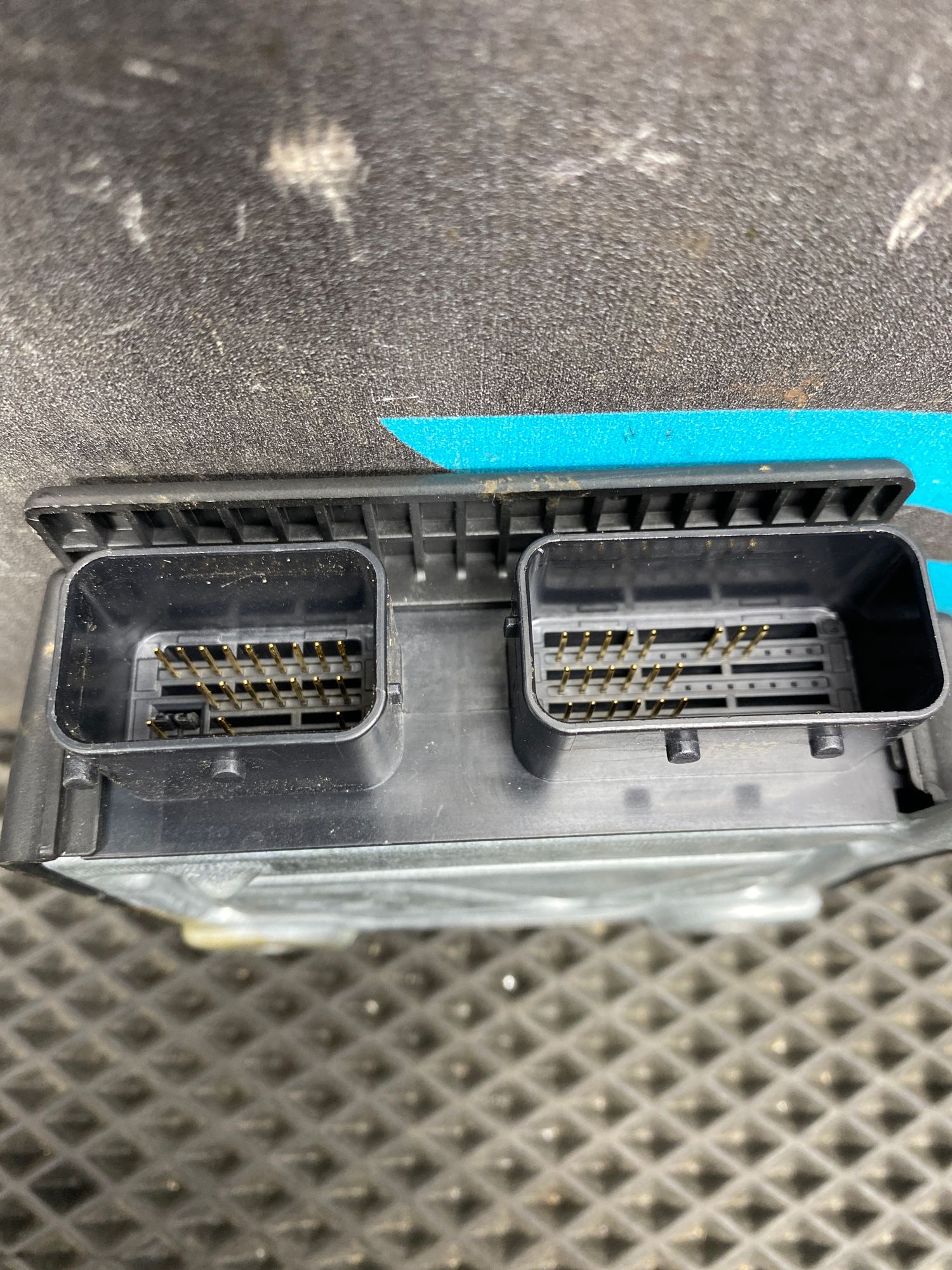 https://ycs.partsauto.market/partsauto-images/thmbs/userImages/c8f07ba63eb5b2f0f6006ea854bf8f7d/part/2d017148-89d7-43e8-a528-5ef4e297ef23_1777548346875.jpg