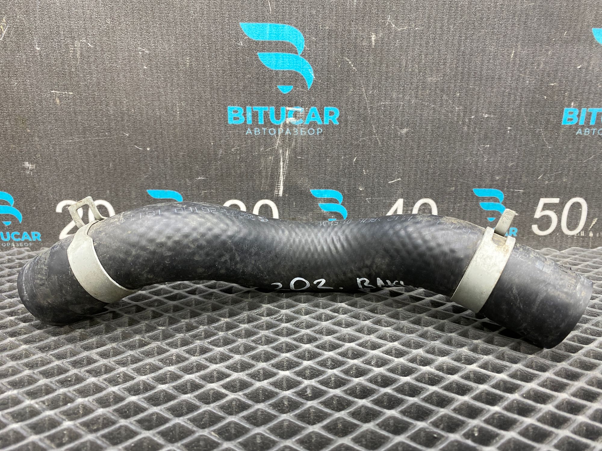 https://ycs.partsauto.market/partsauto-images/thmbs/userImages/c8f07ba63eb5b2f0f6006ea854bf8f7d/part/2d08c574-cc22-4d14-8a22-30657fecbffc_1777813505333.jpg