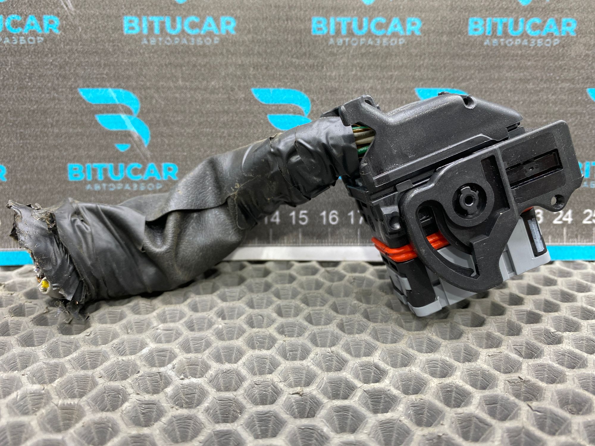 https://ycs.partsauto.market/partsauto-images/thmbs/userImages/c8f07ba63eb5b2f0f6006ea854bf8f7d/part/2d4370be-57e5-4260-89e9-ffbb70405542_1777807169269.jpg