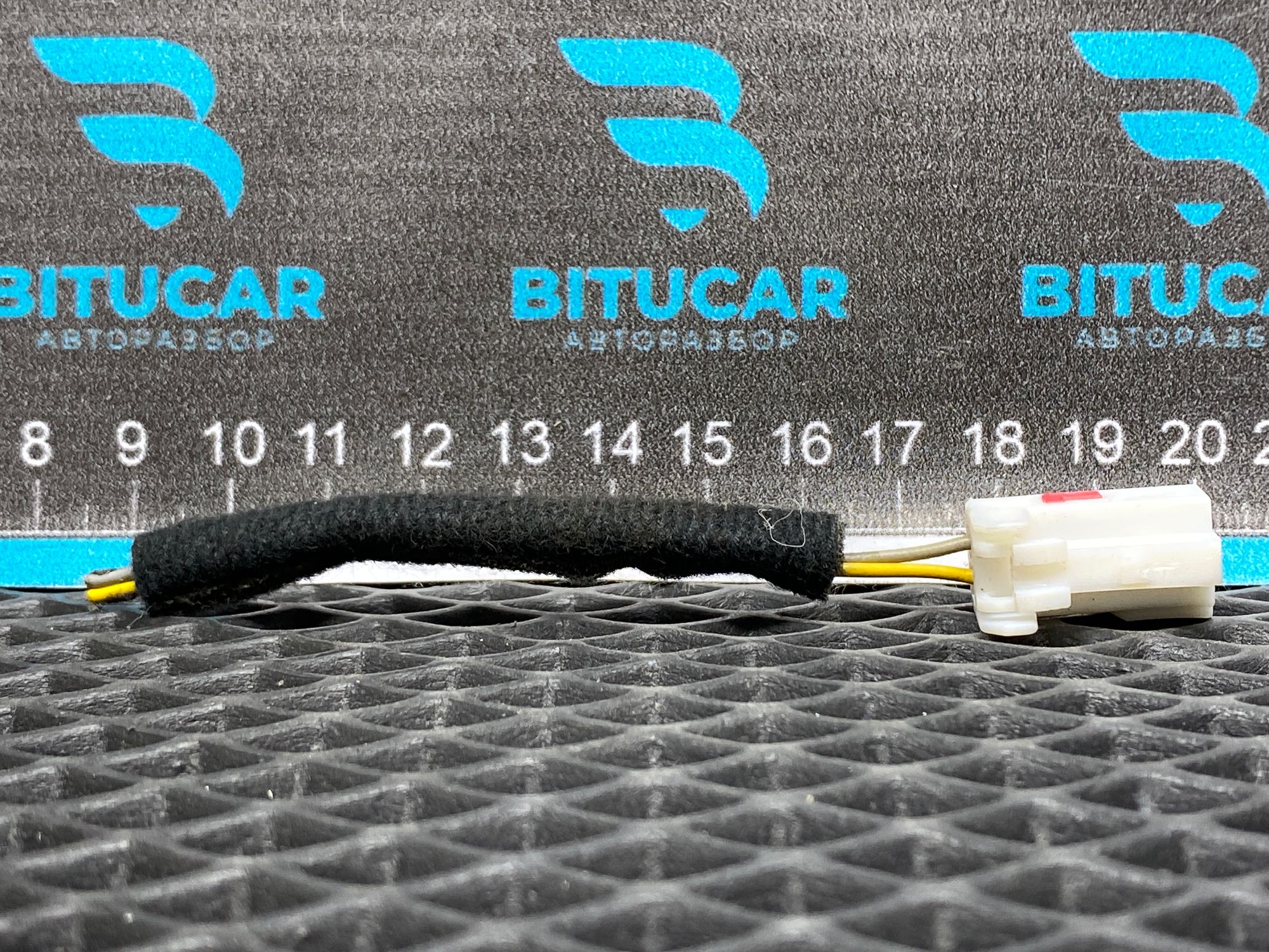 https://ycs.partsauto.market/partsauto-images/thmbs/userImages/c8f07ba63eb5b2f0f6006ea854bf8f7d/part/2e2201ec-14d8-441c-8760-db13723b6325_1777725518124.jpg