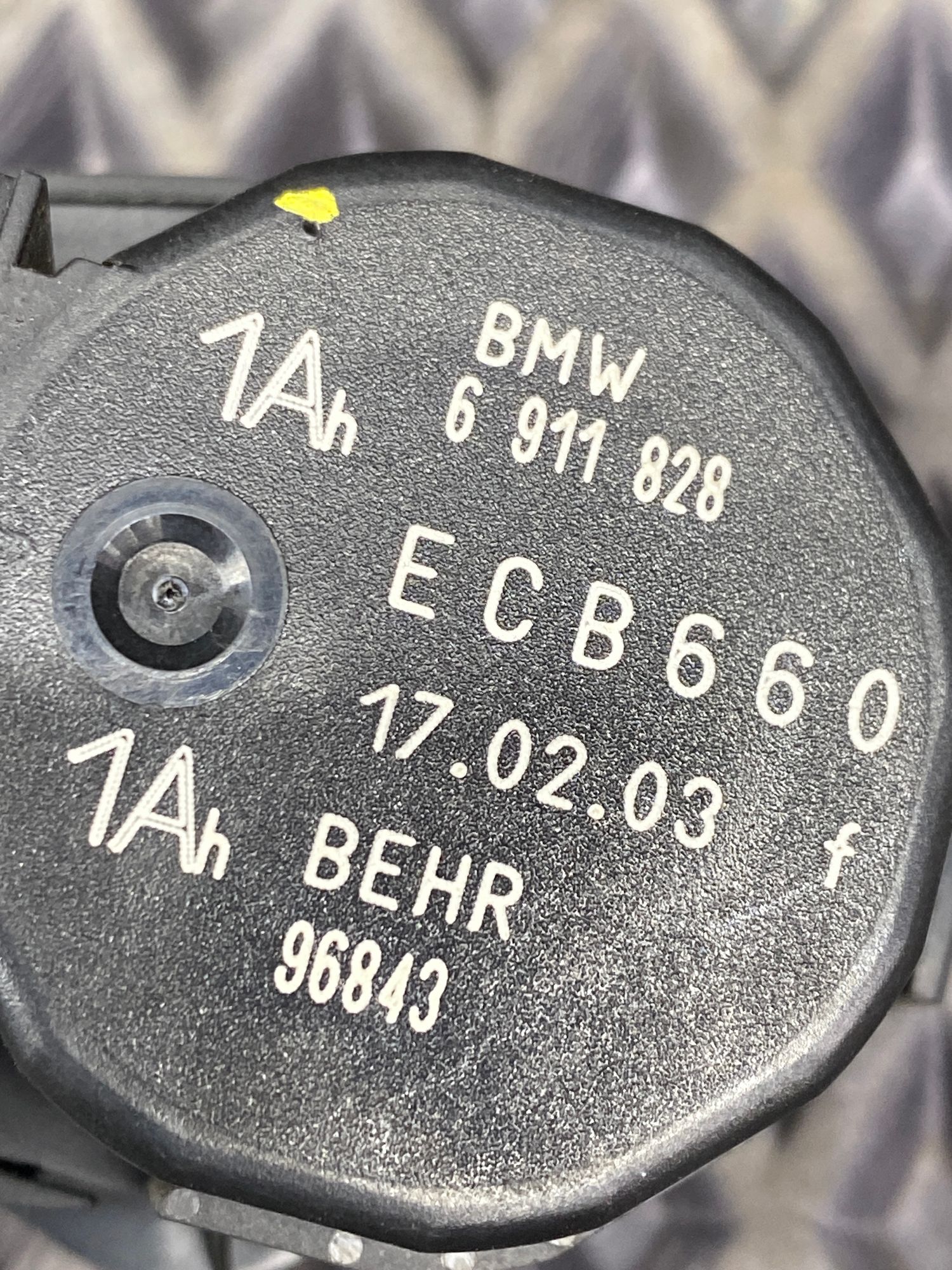 Б/У Сервопривод заслонок отопителя BMW 7-Series 4 дорест. 2001—2005 2003 Черный, 890 рублей, Краснодар