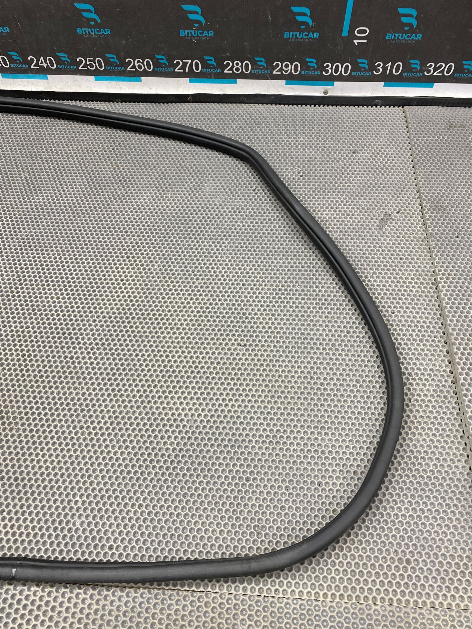 https://ycs.partsauto.market/partsauto-images/thmbs/userImages/c8f07ba63eb5b2f0f6006ea854bf8f7d/part/2f76eb4c-6412-487d-aca0-b215458cbcae_1777617397634.jpg