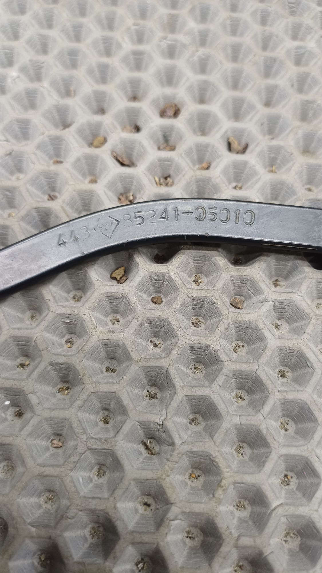 Б/У Поводок дворника крышки багажника Toyota CARINA E 6 дорест. 1992—1996 1994 Зеленый, 1290 рублей, Краснодар