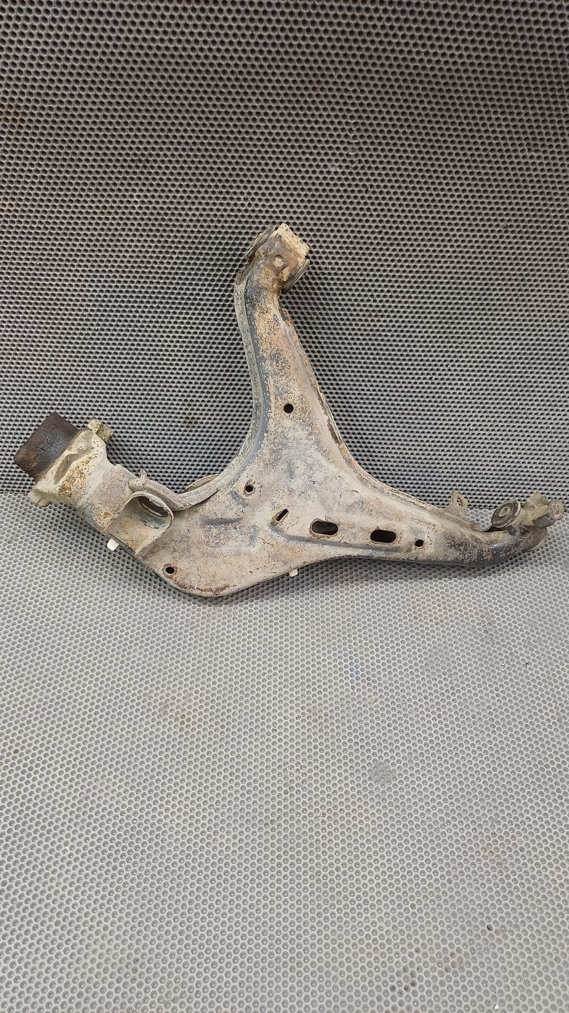 https://ycs.partsauto.market/partsauto-images/thmbs/userImages/c8f07ba63eb5b2f0f6006ea854bf8f7d/part/3033dcd7-5dcb-4a65-8e97-a2b52598bb78_1774349349519.jpg
