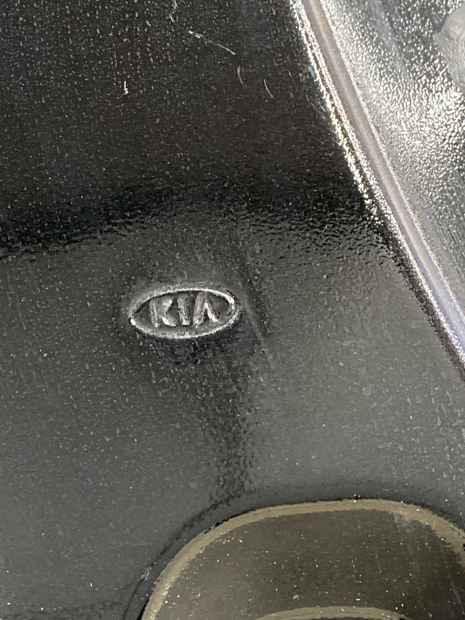 https://ycs.partsauto.market/partsauto-images/thmbs/userImages/c8f07ba63eb5b2f0f6006ea854bf8f7d/part/3055bf7d-5605-4674-ade4-8a7e46d785d1_1777363207540.jpg