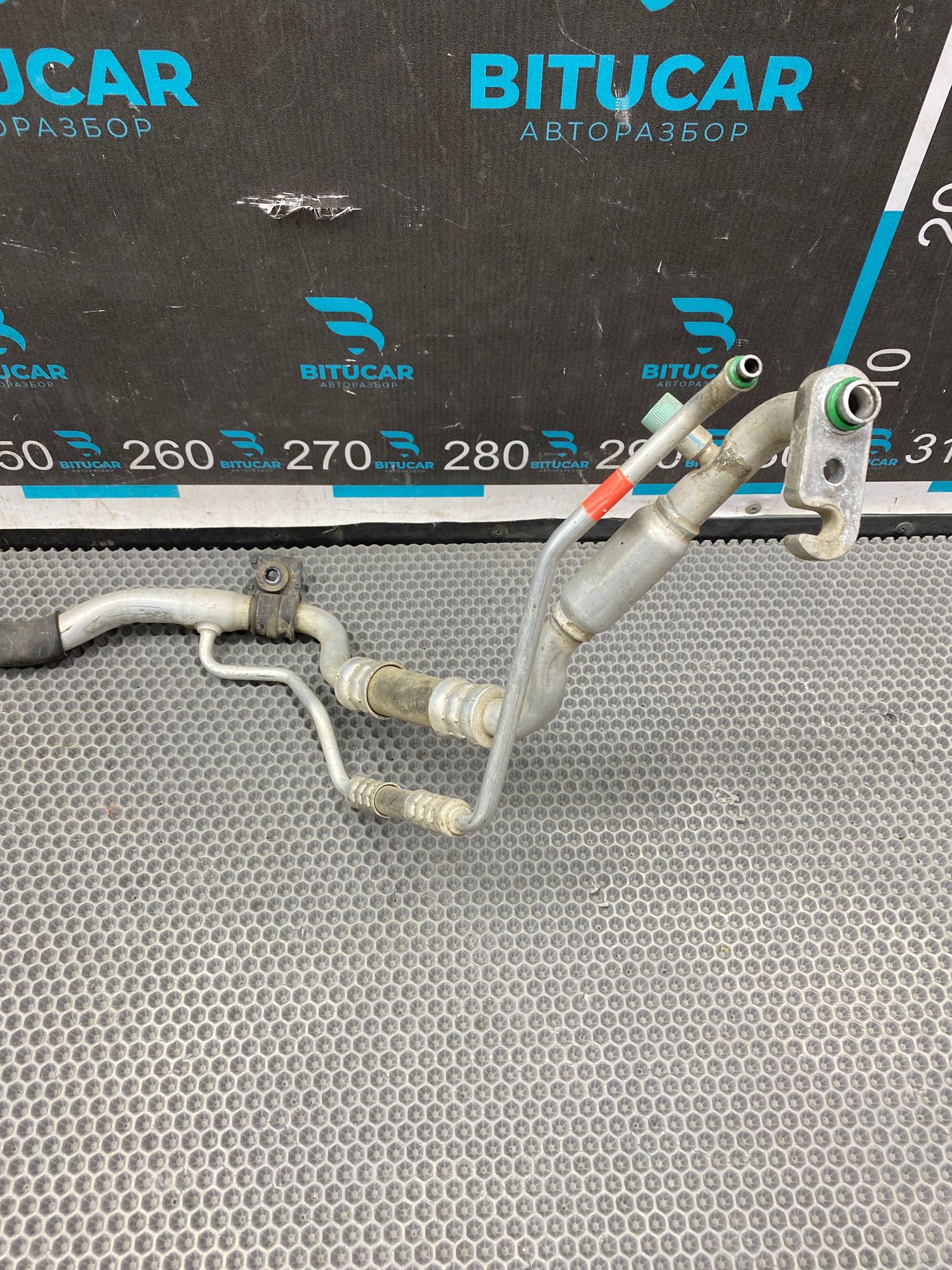 https://ycs.partsauto.market/partsauto-images/thmbs/userImages/c8f07ba63eb5b2f0f6006ea854bf8f7d/part/318fabe8-e794-4b71-9251-e8bf0baa835e_1777555434788.jpg
