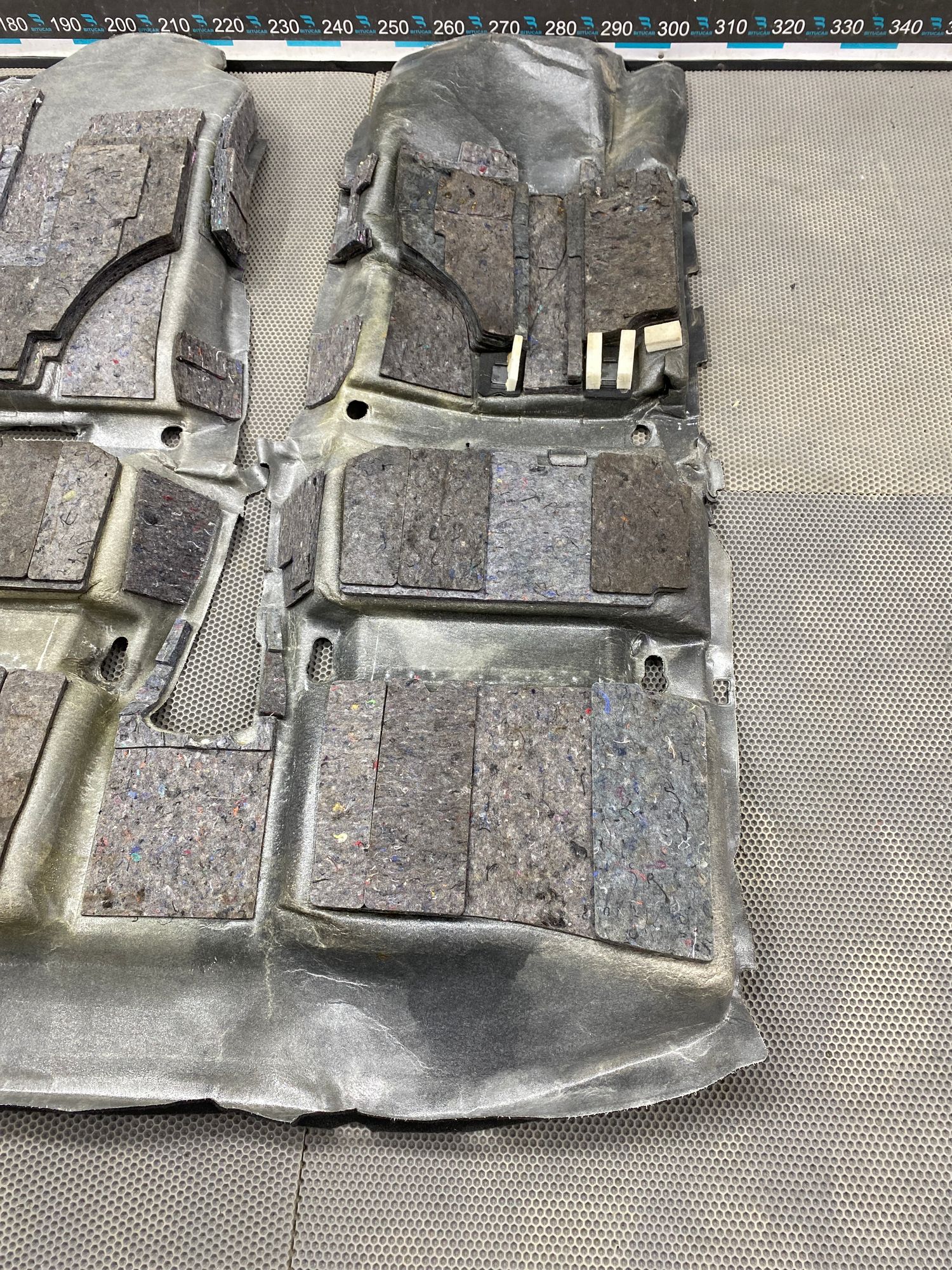 https://ycs.partsauto.market/partsauto-images/thmbs/userImages/c8f07ba63eb5b2f0f6006ea854bf8f7d/part/31bb05b6-c675-41cf-85db-e894b0374063_1777042840215.jpg