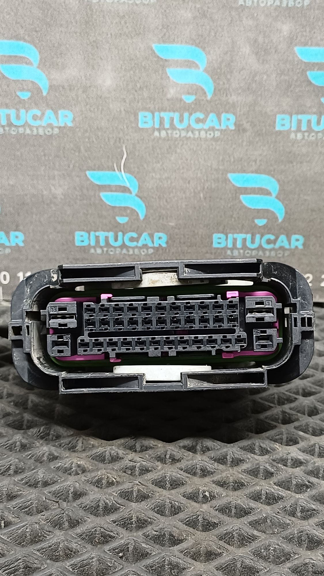 https://ycs.partsauto.market/partsauto-images/thmbs/userImages/c8f07ba63eb5b2f0f6006ea854bf8f7d/part/31c07919-9881-47e3-8560-819d7d01be62_1777556229823.jpg