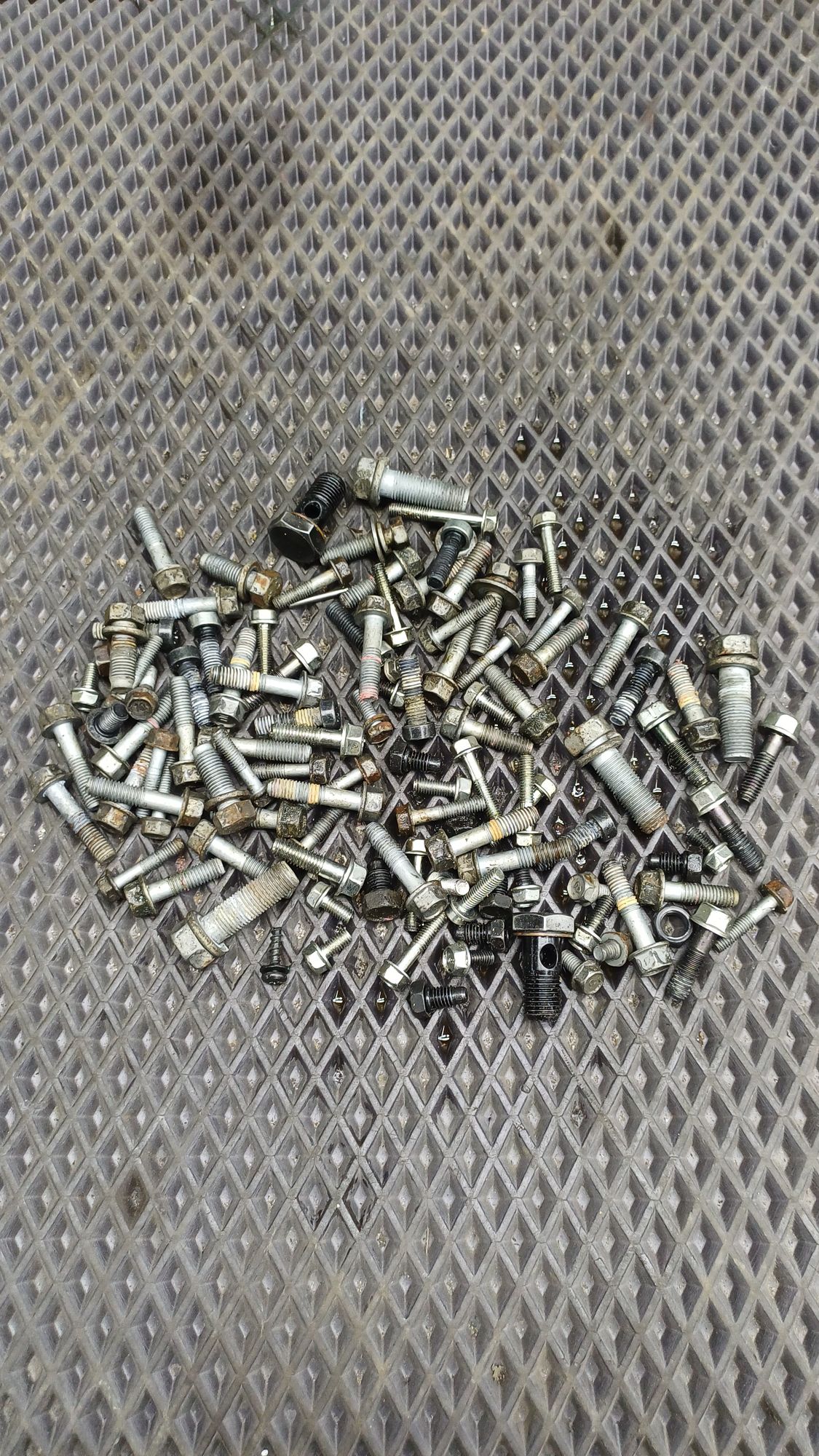 Б/У Болты КПП Kia Cerato 3 YD РЕСТ 2017г. G4FG 1.6l АКПП, 990 рублей, Краснодар