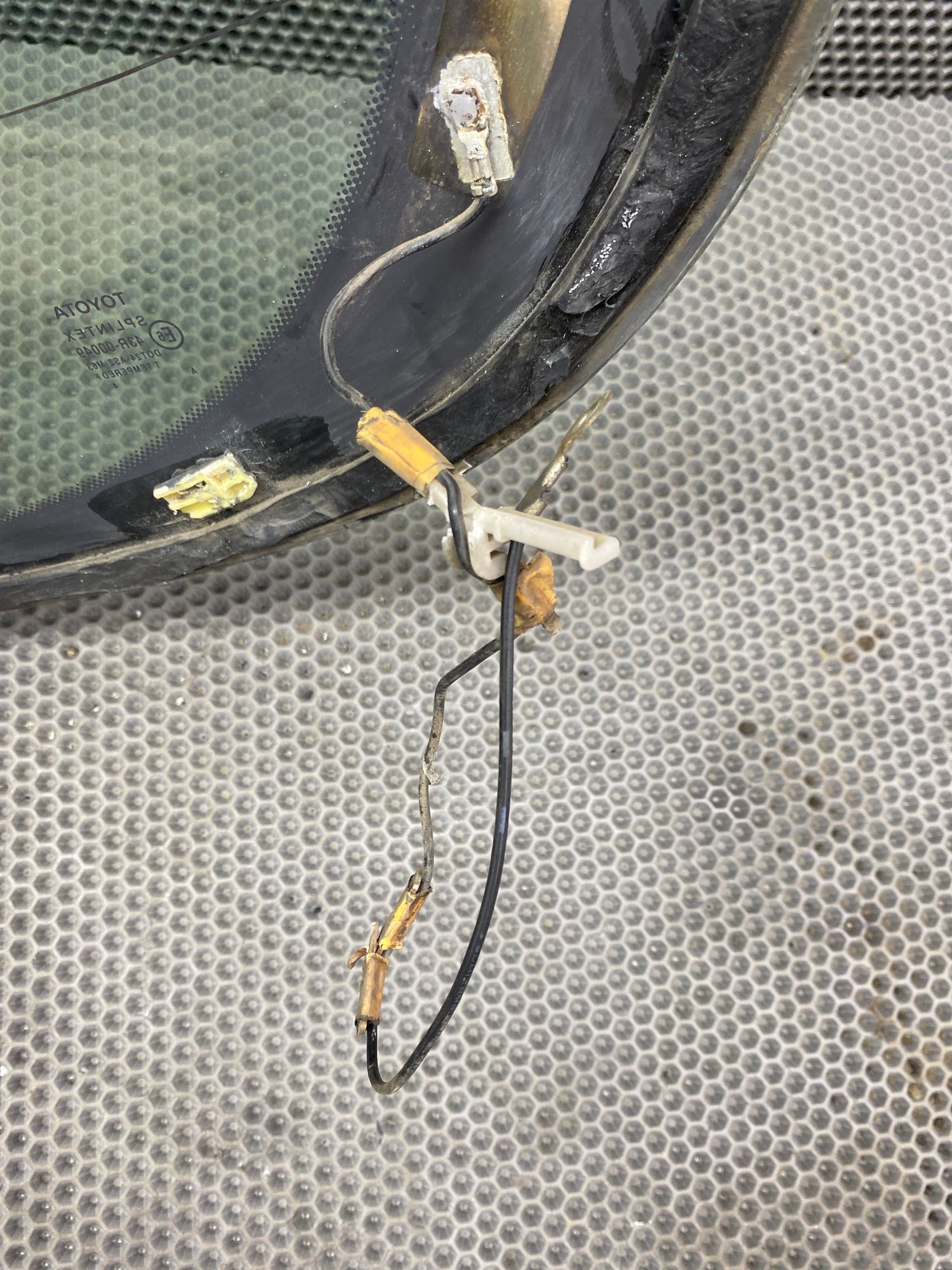 Б/У Стекло заднее Toyota CARINA E 6 дорест. 1992—1996 1994 Зеленый, 5490 рублей, Краснодар