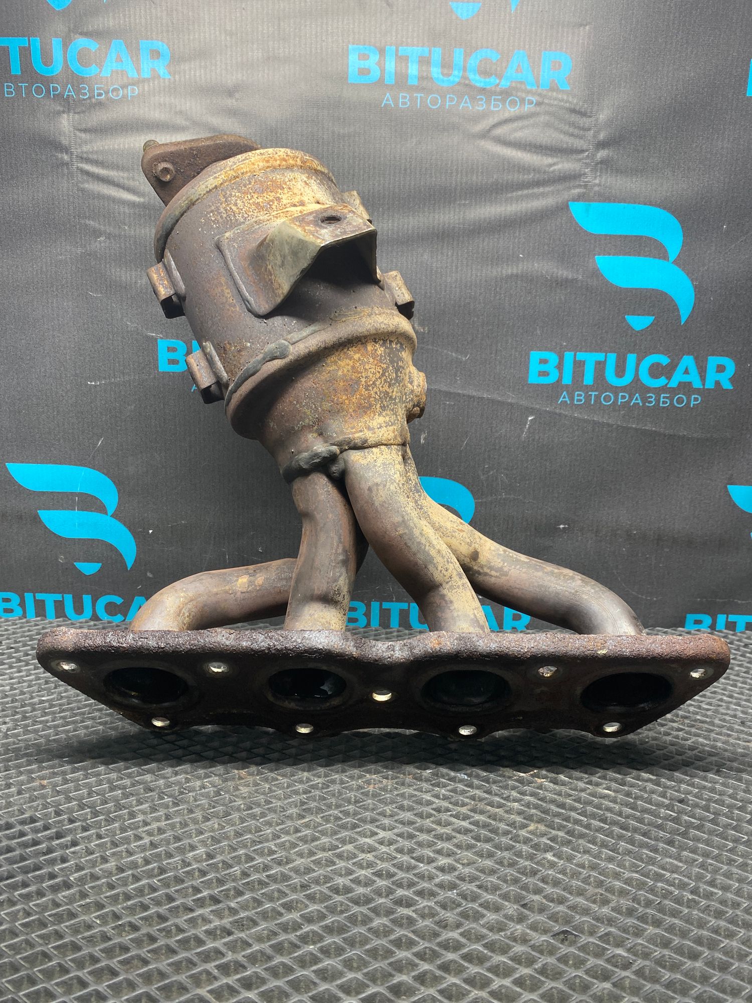 https://ycs.partsauto.market/partsauto-images/thmbs/userImages/c8f07ba63eb5b2f0f6006ea854bf8f7d/part/344be109-8707-406a-8086-9ad6465a65ae_1777115426029.jpg