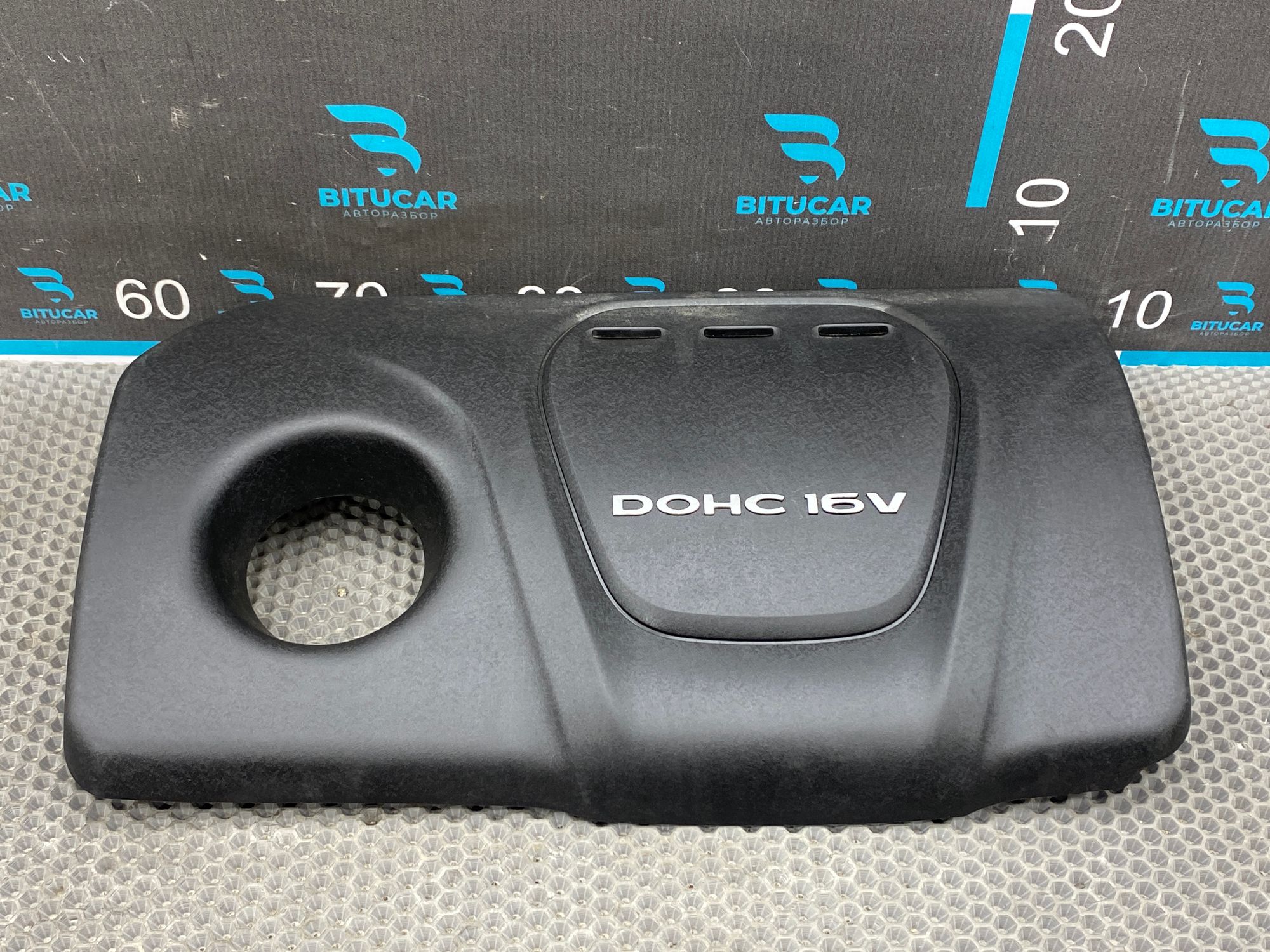 https://ycs.partsauto.market/partsauto-images/thmbs/userImages/c8f07ba63eb5b2f0f6006ea854bf8f7d/part/347070de-32ec-41e4-b62a-c064b33b67ea_1766496641297.jpg