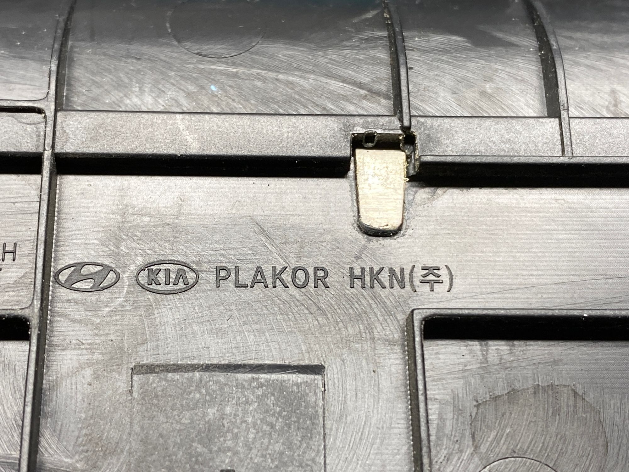 https://ycs.partsauto.market/partsauto-images/thmbs/userImages/c8f07ba63eb5b2f0f6006ea854bf8f7d/part/347565cc-0200-483f-bed0-9b9b57ddda9a_1777732238505.jpg