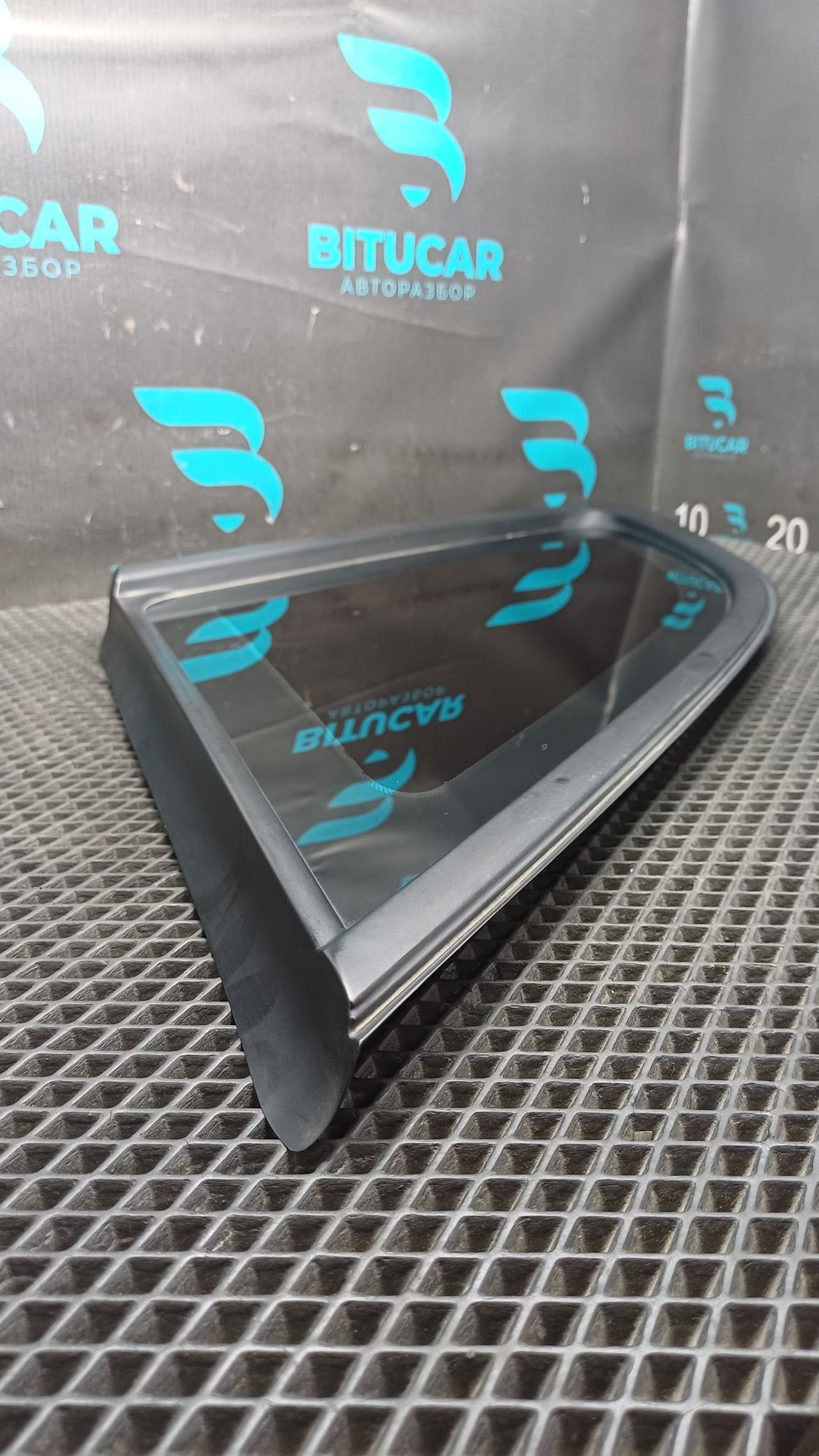 https://ycs.partsauto.market/partsauto-images/thmbs/userImages/c8f07ba63eb5b2f0f6006ea854bf8f7d/part/351a3e6a-c17e-424b-93d9-945b0f1ac146_1777280139829.jpg