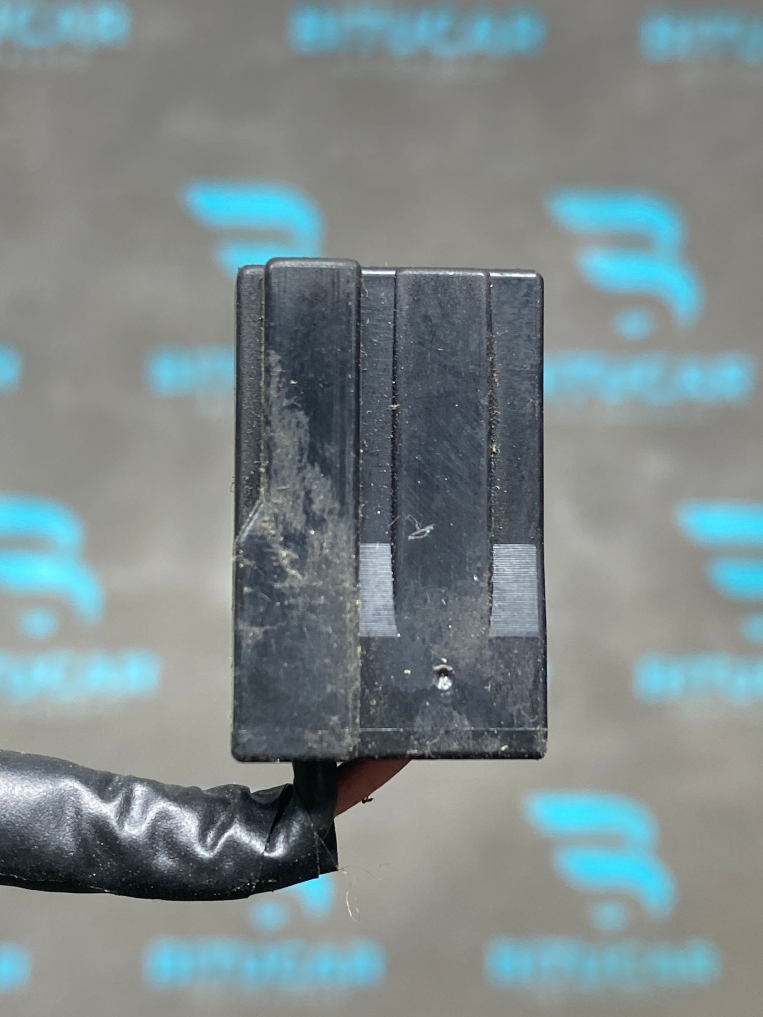 https://ycs.partsauto.market/partsauto-images/thmbs/userImages/c8f07ba63eb5b2f0f6006ea854bf8f7d/part/3602896e-27e1-4150-a73c-ab1632f21bd9_1777385018293.jpg