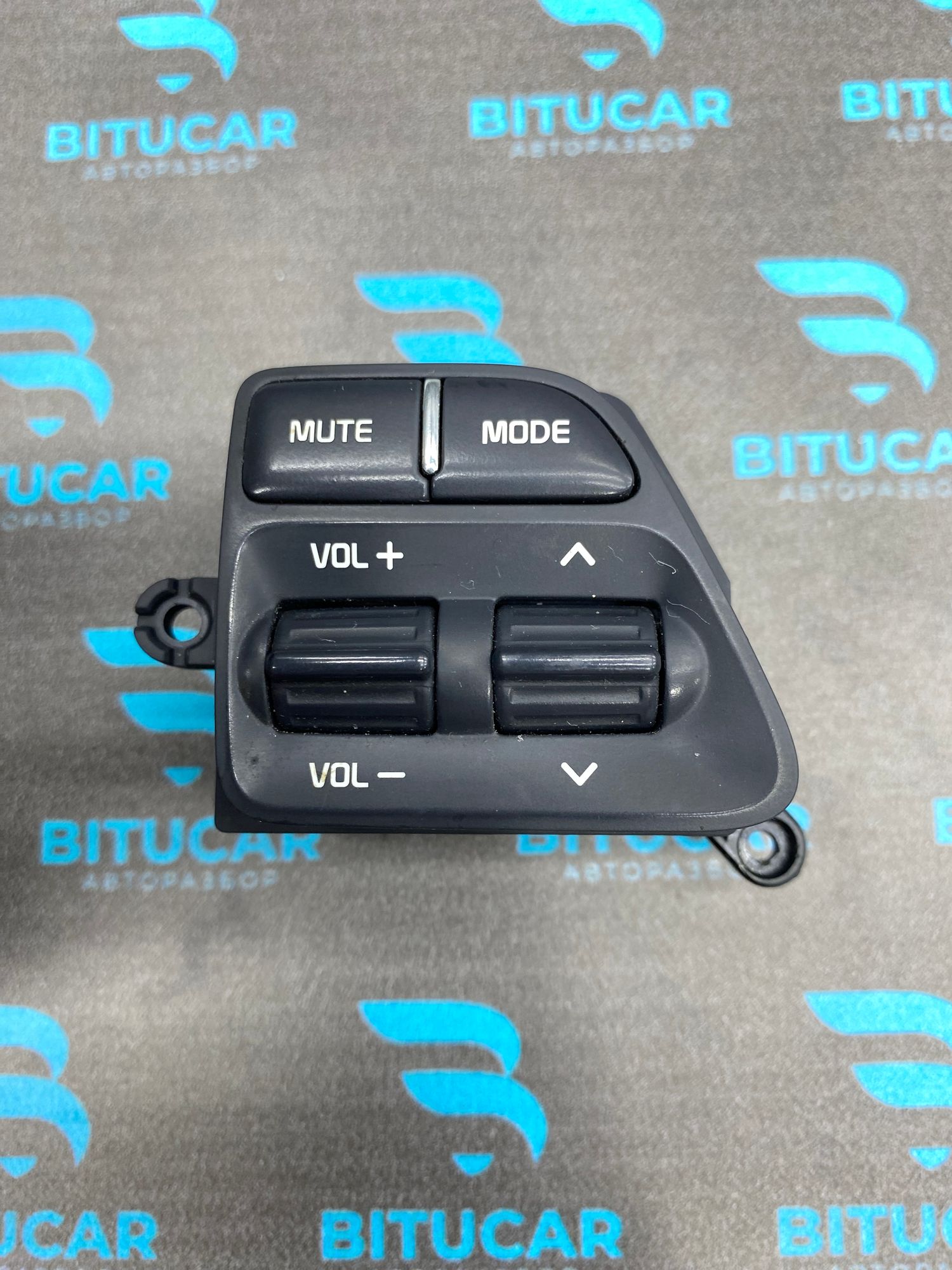 https://ycs.partsauto.market/partsauto-images/thmbs/userImages/c8f07ba63eb5b2f0f6006ea854bf8f7d/part/36417fe4-e73b-43cf-a039-25aefc034434_1770392737625.jpg