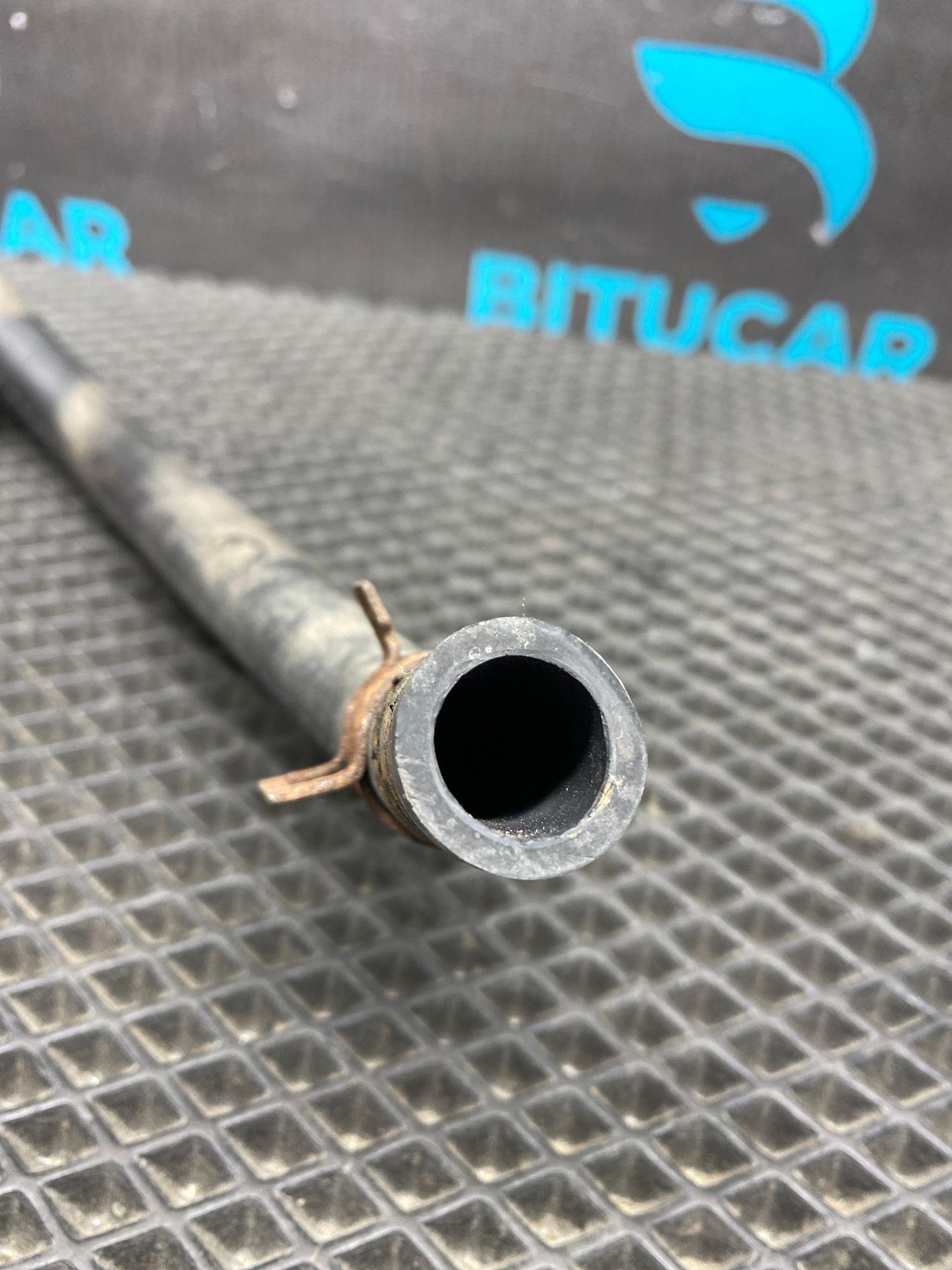 https://ycs.partsauto.market/partsauto-images/thmbs/userImages/c8f07ba63eb5b2f0f6006ea854bf8f7d/part/364f382b-800c-4e6f-aca9-bb9e10da4291_1776855693586.jpg