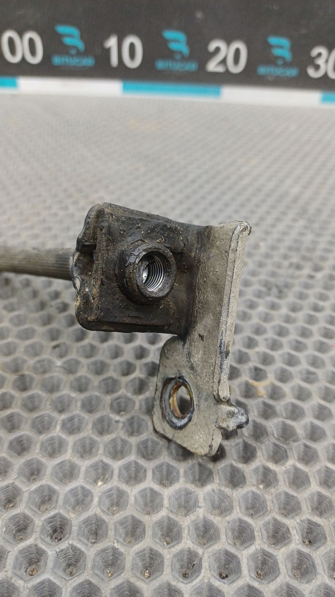 https://ycs.partsauto.market/partsauto-images/thmbs/userImages/c8f07ba63eb5b2f0f6006ea854bf8f7d/part/3688122f-1ae0-49a9-baec-7204bf0c8385_1777291861939.jpg