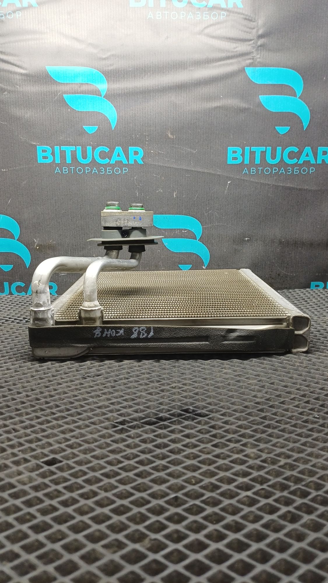 https://ycs.partsauto.market/partsauto-images/thmbs/userImages/c8f07ba63eb5b2f0f6006ea854bf8f7d/part/373b7b0e-50c0-4adc-9f7e-6985a49a7d83_1777275708409.jpg