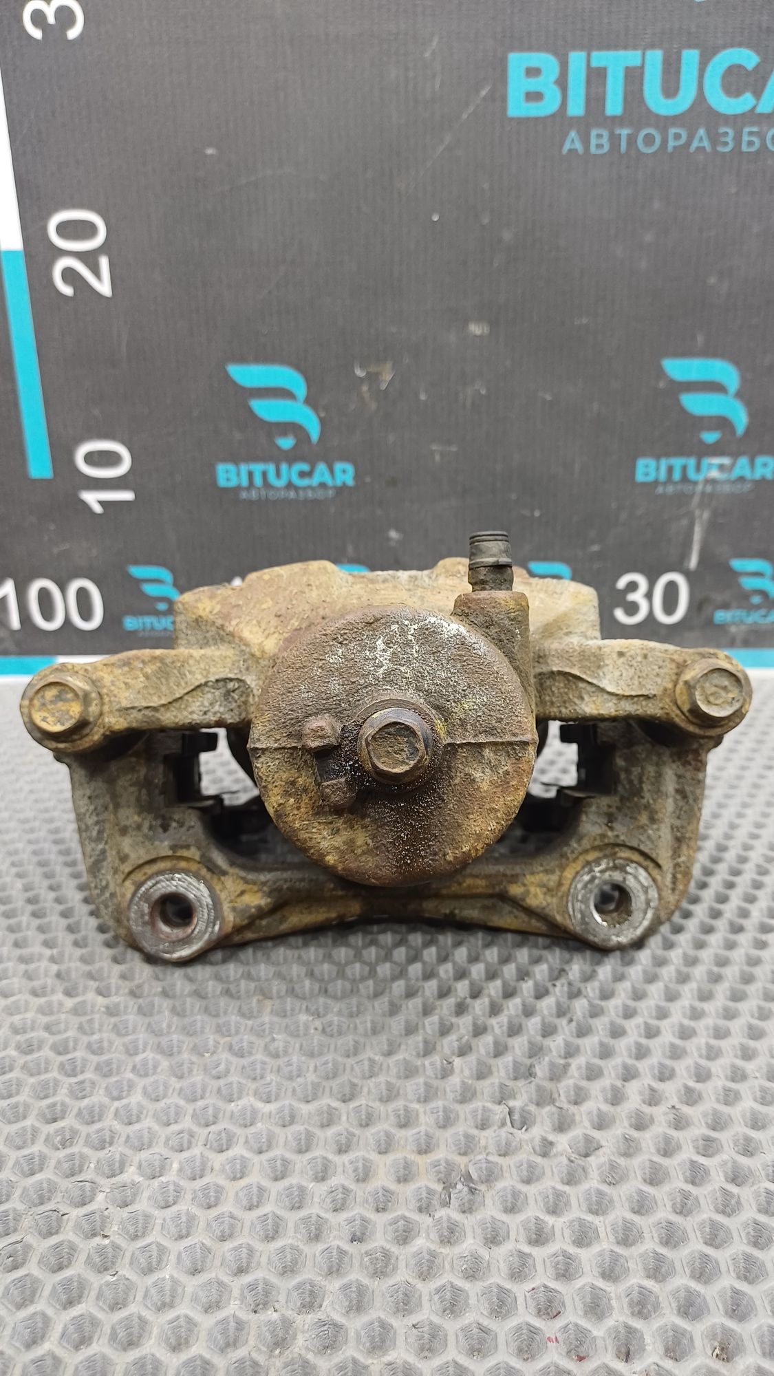 https://ycs.partsauto.market/partsauto-images/thmbs/userImages/c8f07ba63eb5b2f0f6006ea854bf8f7d/part/37409686-41b5-406a-9a1d-86d05c78ce05_1777293171593.jpg