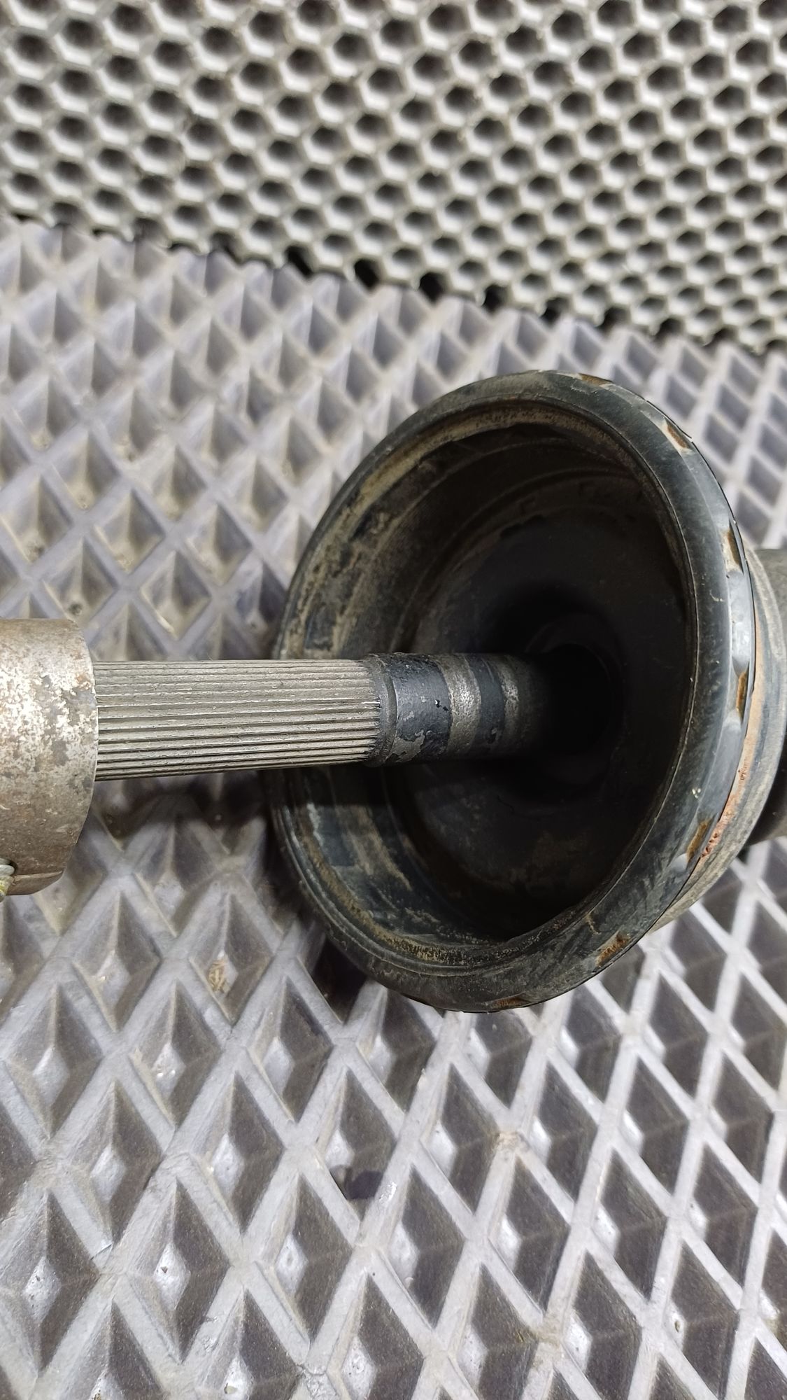 Б/У Кардан рулевой Toyota CARINA E 6 дорест. 1992—1996 1994 Зеленый, 1390 рублей, Краснодар