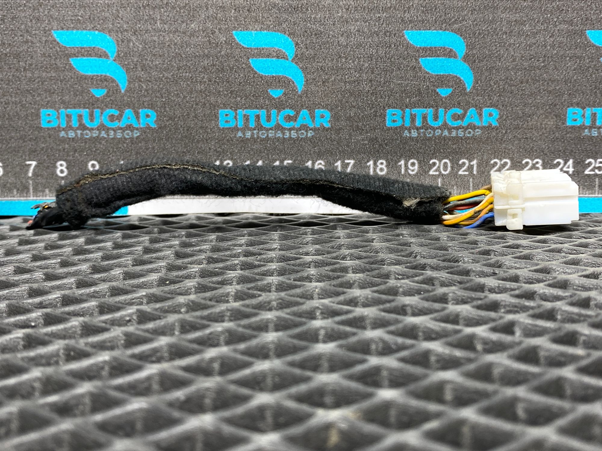 https://ycs.partsauto.market/partsauto-images/thmbs/userImages/c8f07ba63eb5b2f0f6006ea854bf8f7d/part/3870e884-1596-452d-afef-6d17a36a1fcc_1777713347829.jpg