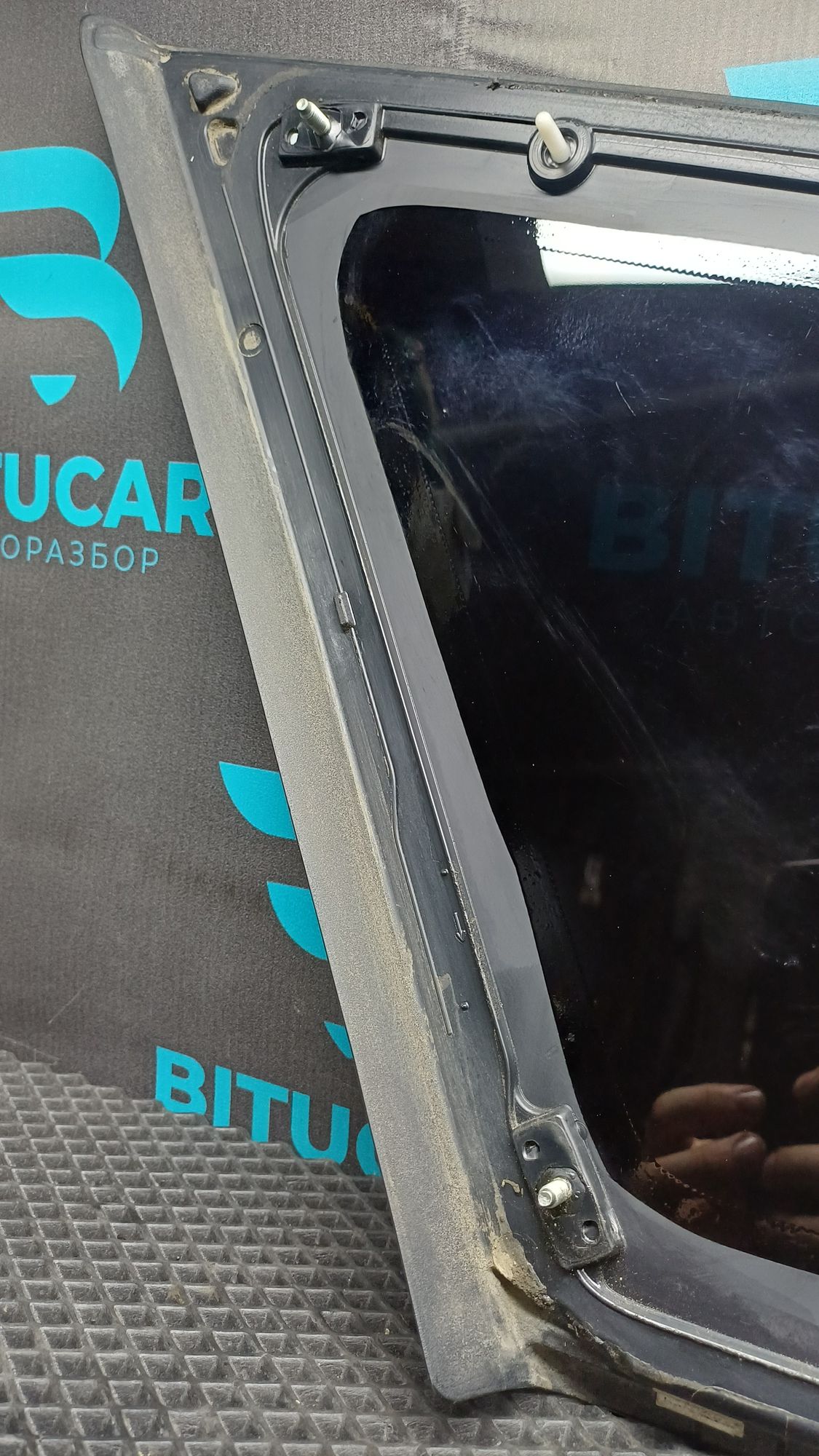 https://ycs.partsauto.market/partsauto-images/thmbs/userImages/c8f07ba63eb5b2f0f6006ea854bf8f7d/part/39e7683e-2159-4207-a369-c76db5ebb7a8_1777280139085.jpg