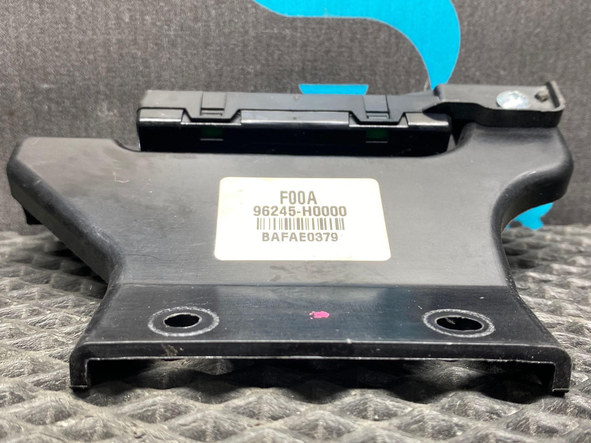 Б/У  антенна блока системы экстренного вызова Kia Rio 4 (G4FG) 1.6L AT 2021, 1490 рублей, Краснодар