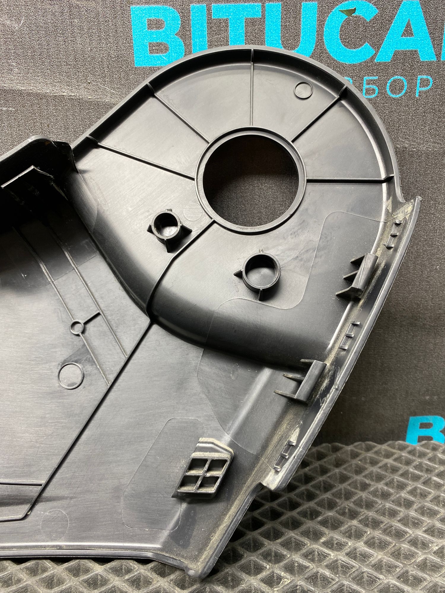 https://ycs.partsauto.market/partsauto-images/thmbs/userImages/c8f07ba63eb5b2f0f6006ea854bf8f7d/part/3a2201ef-6bc7-44d4-a3fc-a3005708504b_1777620411573.jpg