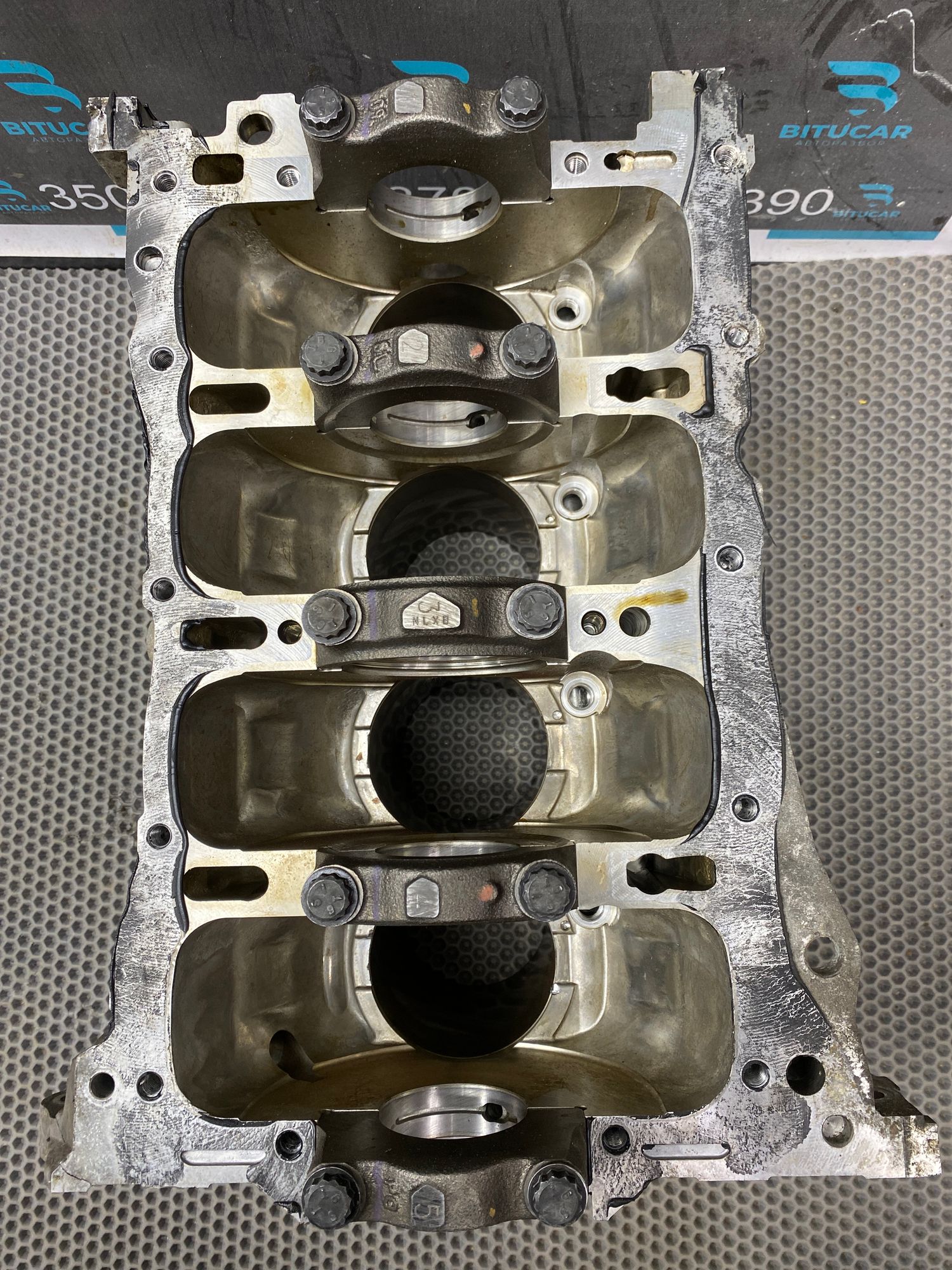 https://ycs.partsauto.market/partsauto-images/thmbs/userImages/c8f07ba63eb5b2f0f6006ea854bf8f7d/part/3a2dd256-1193-4ee9-b246-6121f4df2822_1777277763586.jpg