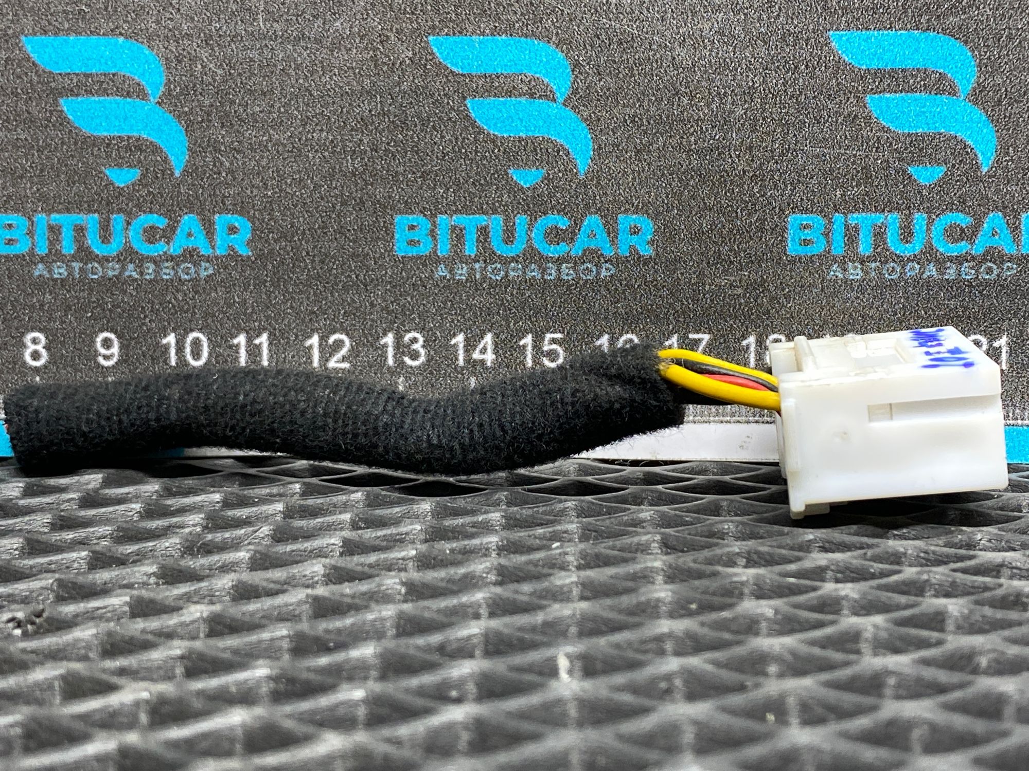 https://ycs.partsauto.market/partsauto-images/thmbs/userImages/c8f07ba63eb5b2f0f6006ea854bf8f7d/part/3a7ba107-bb05-4774-acaf-860184a86104_1777723498374.jpg