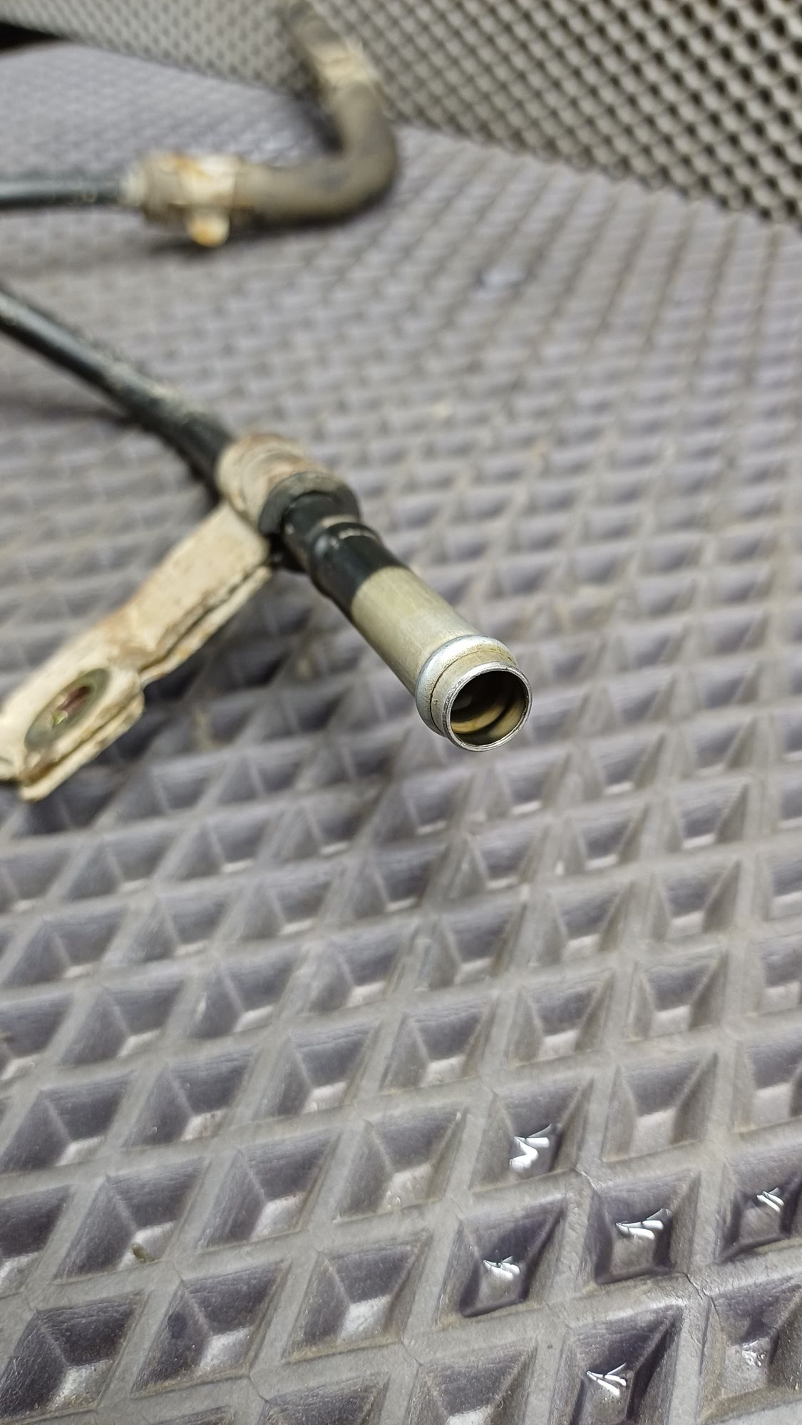 Б/У Трубка ГУР возвратная Toyota CARINA E 6 дорест. 1992—1996 1994 Зеленый, 790 рублей, Краснодар