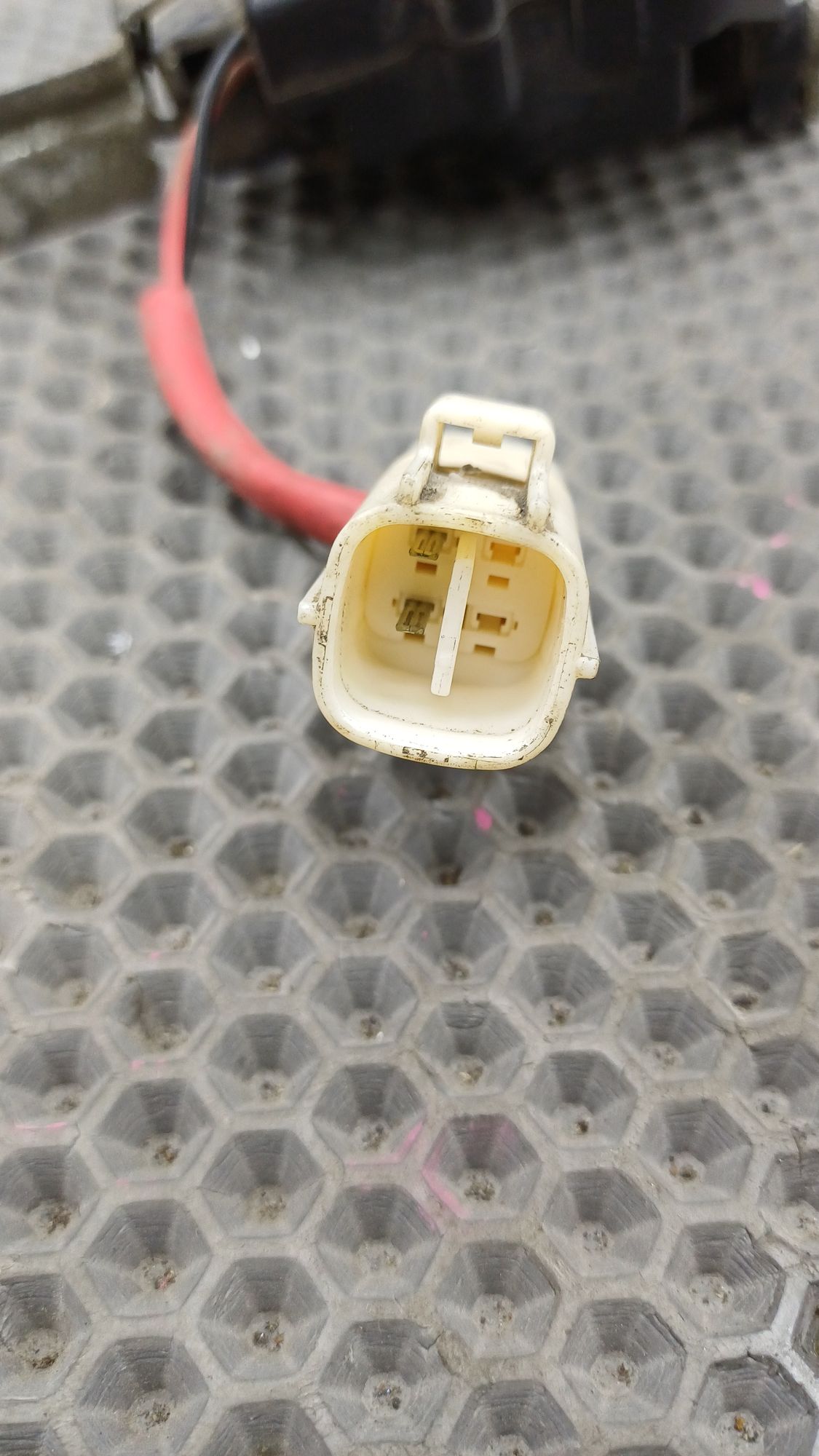 Б/У Замок двери правой задней Toyota CARINA E 6 дорест. 1992—1996 1994 Зеленый, 990 рублей, Краснодар